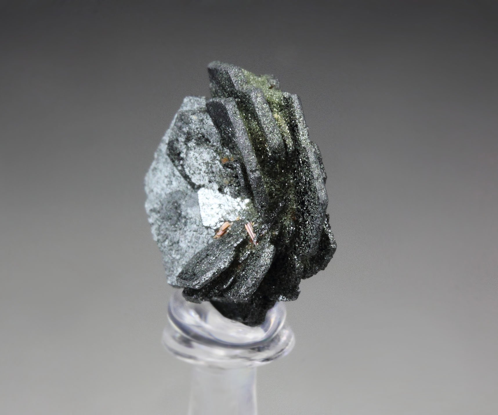 HEMATITE var. IRON ROSE, RUTILE