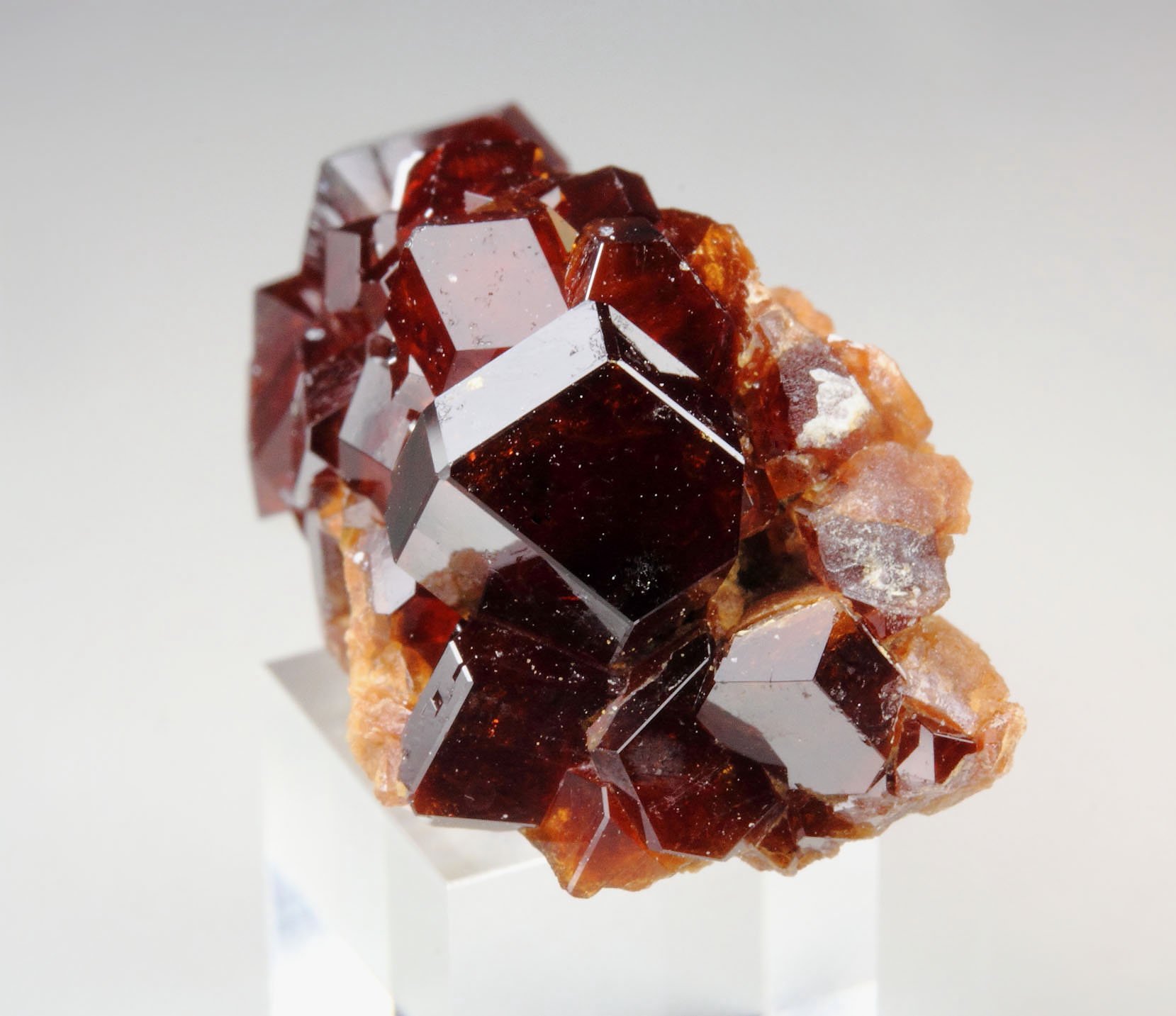 GARNET var. HESSONITE