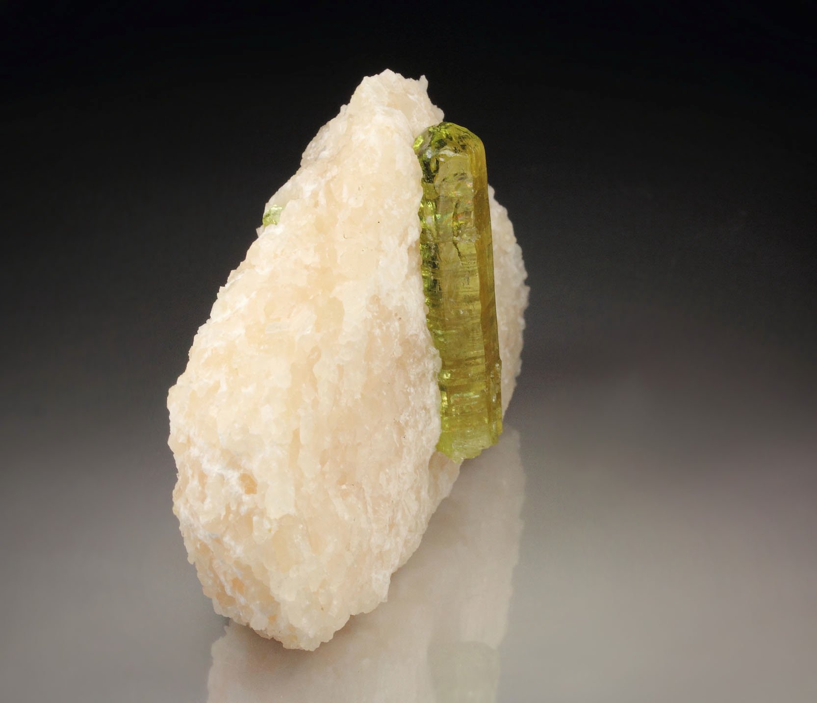 gem FLUORAPATITE