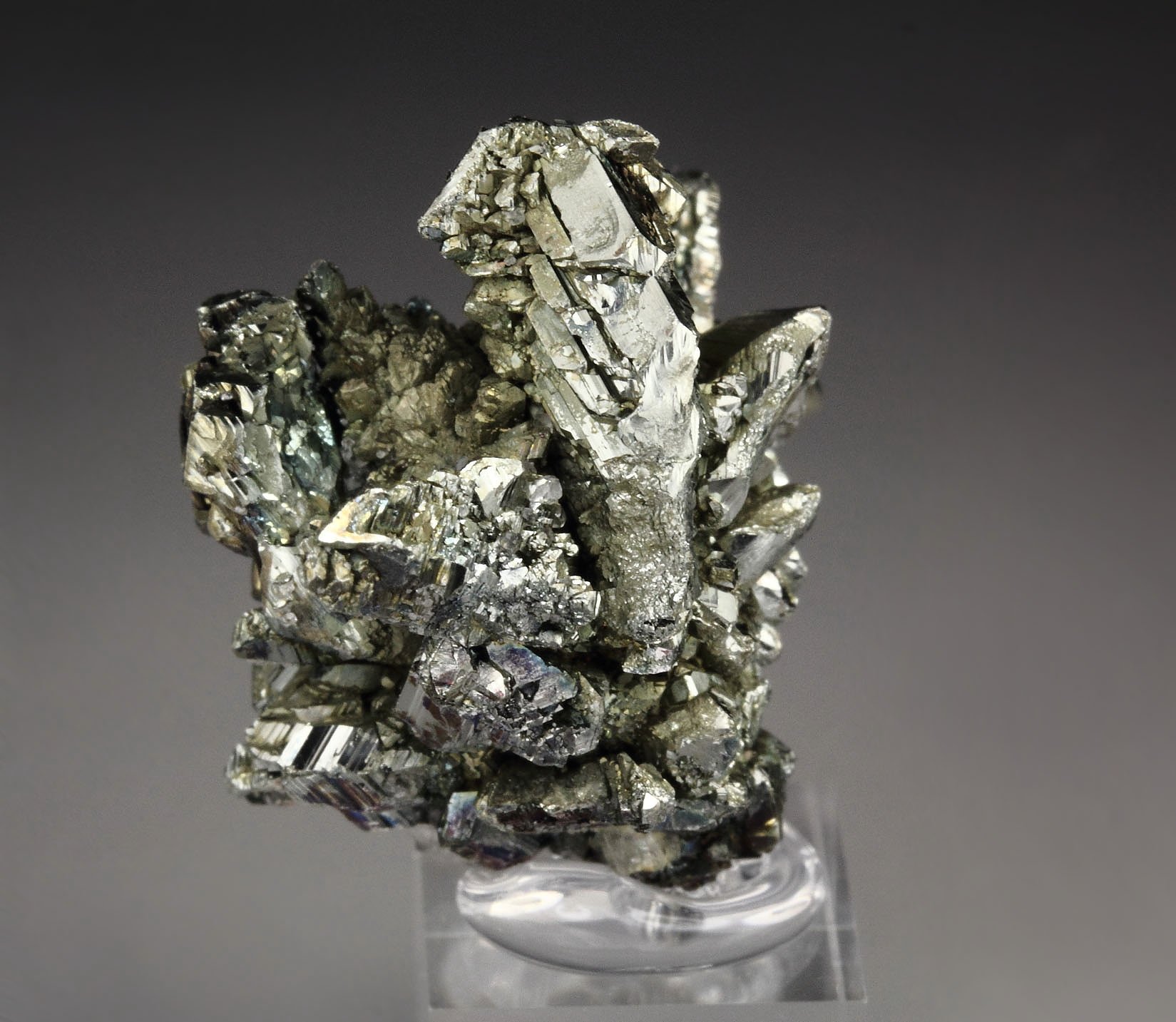 MARCASITE twinned, CALCITE