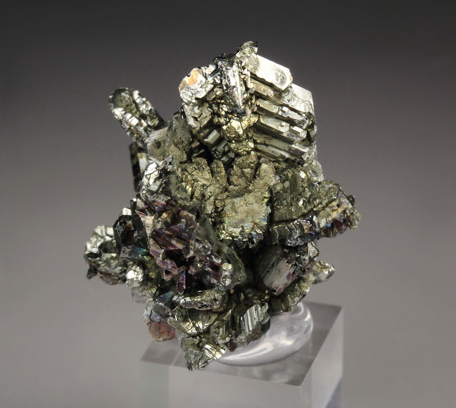 MARCASITE twinned, CALCITE