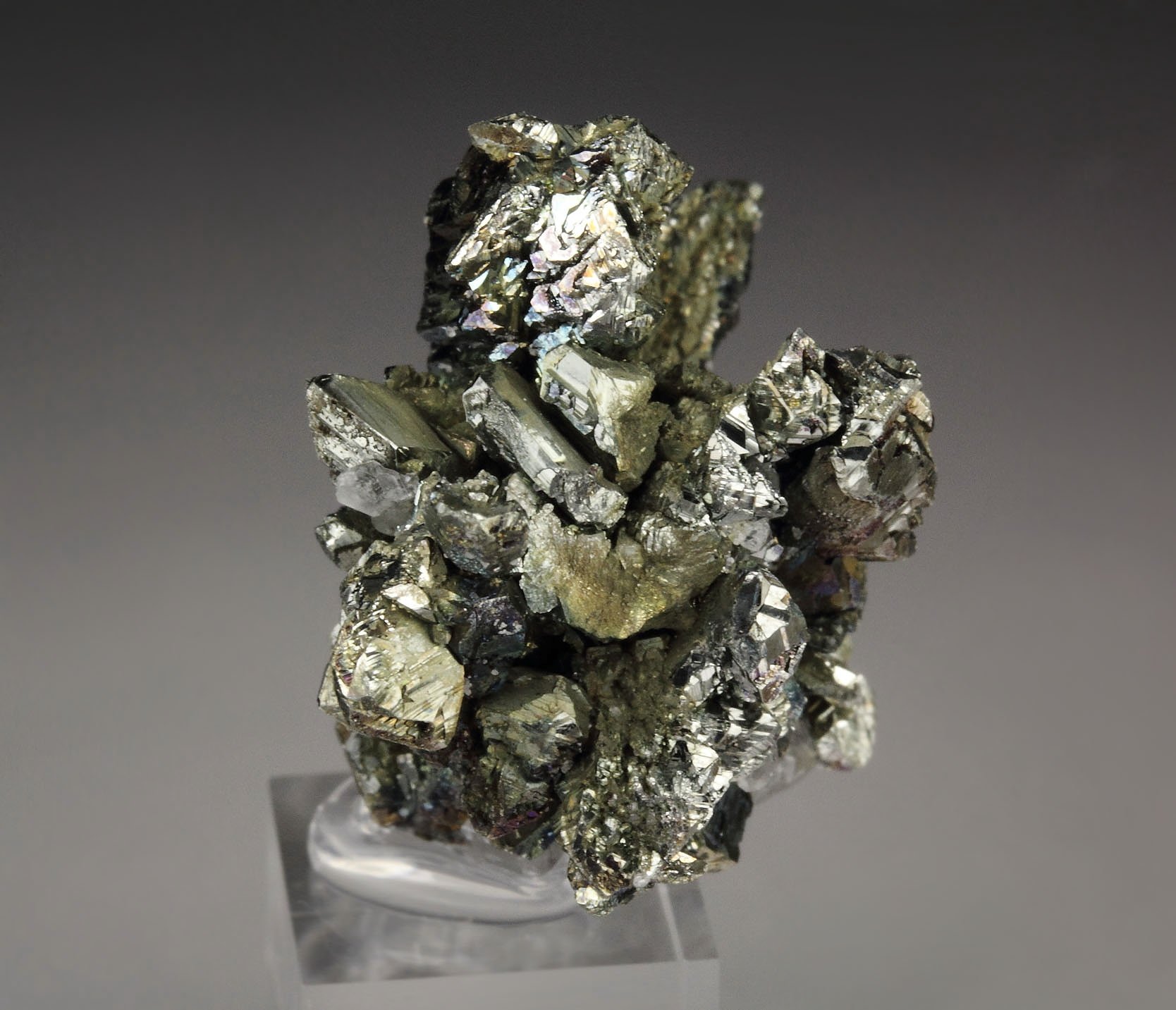 MARCASITE twinned, CALCITE