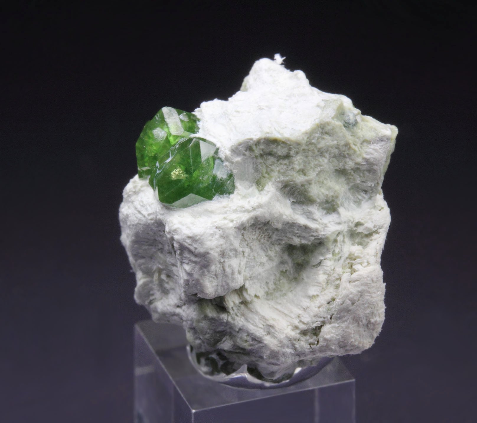 gem GARNET var. ANDRADITE var. DEMANTOID