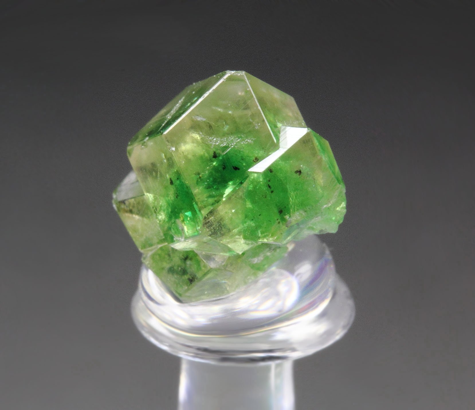 gem GARNET var. GROSSULAR with GREEN CHROMIAN PHANTOMS