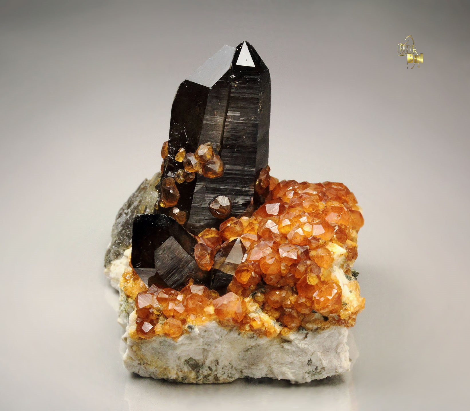 gem GARNET var. SPESSARTINE, QUARTZ var. SMOKY