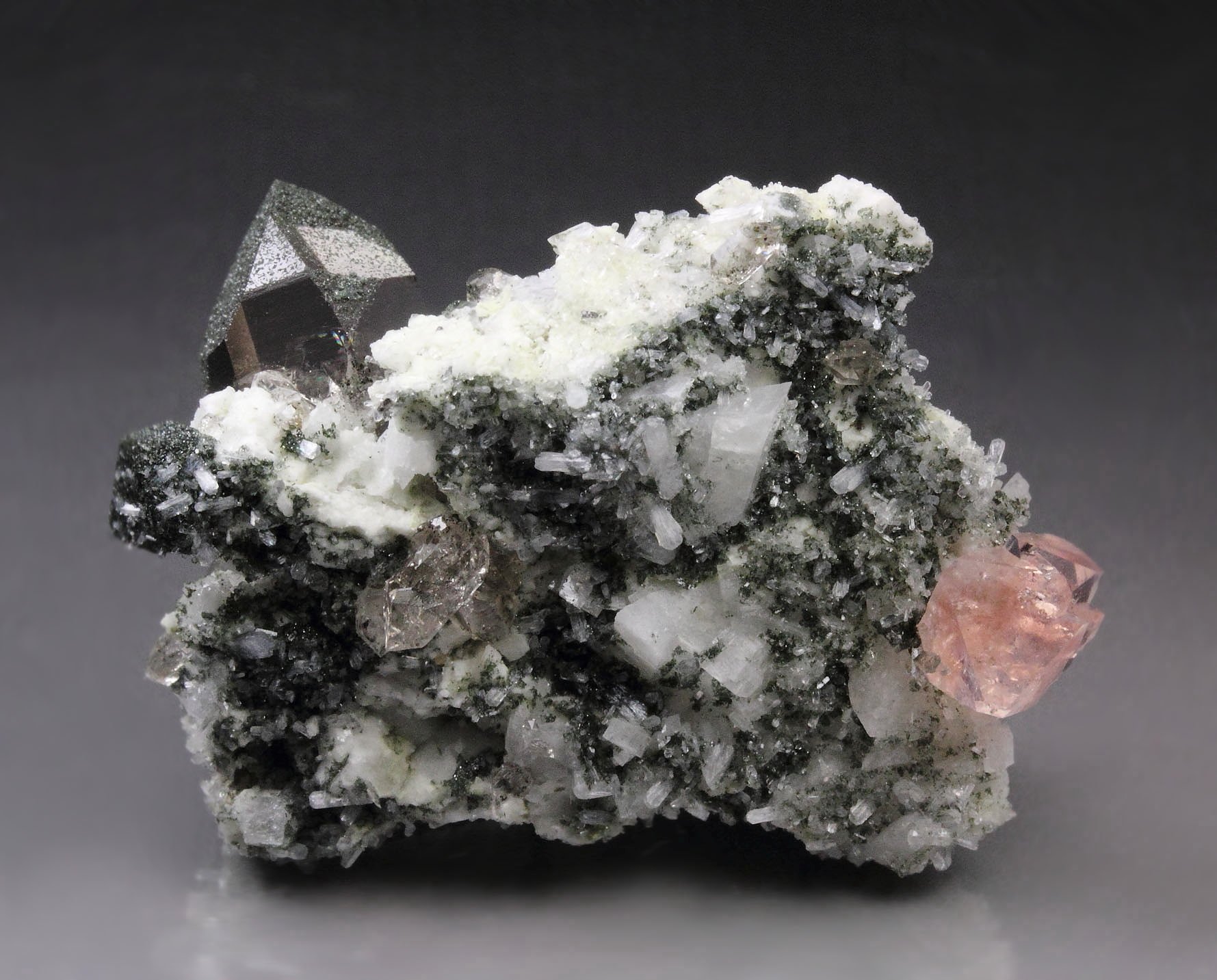 new find - pink FLUORITE, QUARTZ var. SMOKY