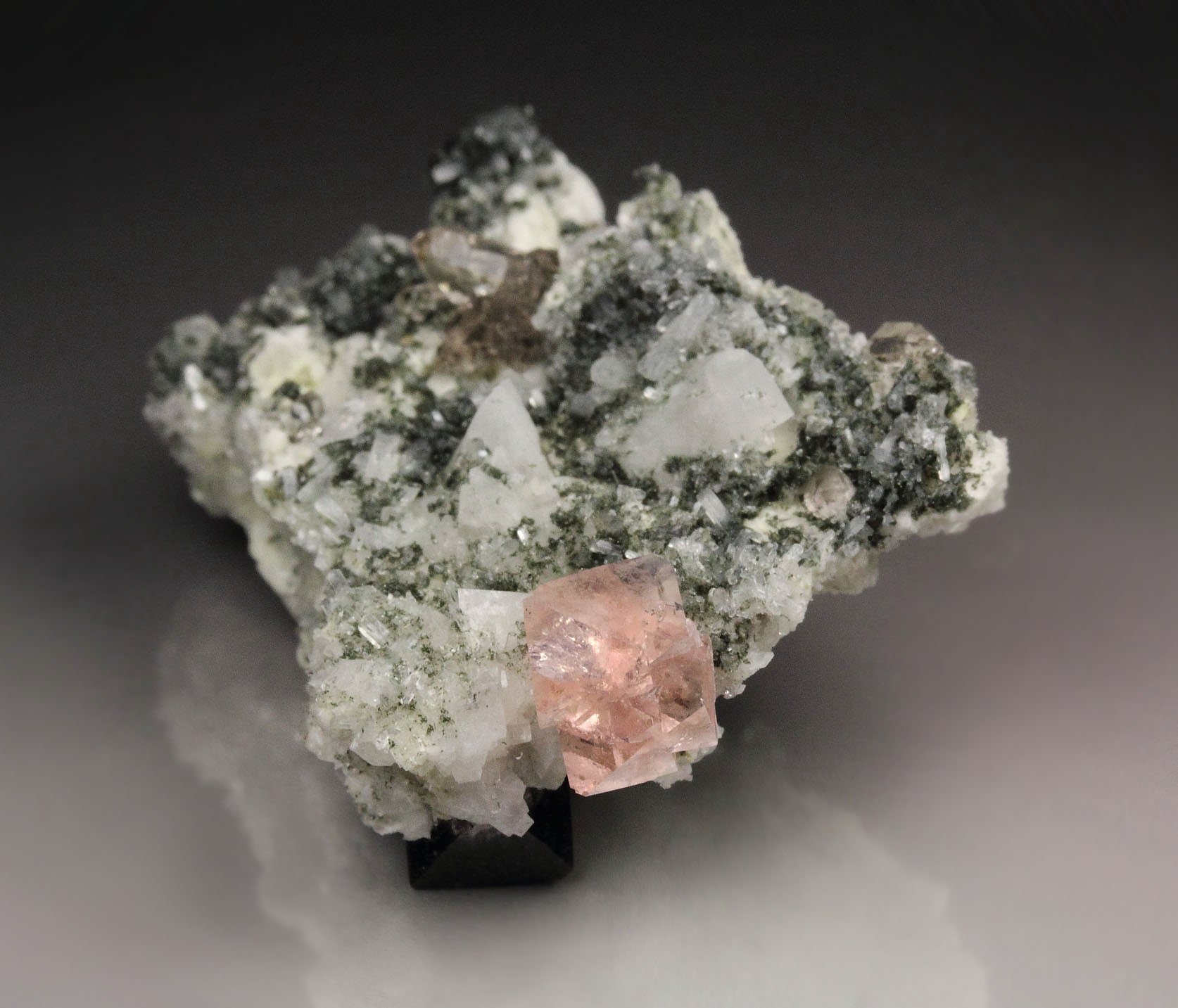 new find - pink FLUORITE, QUARTZ var. SMOKY