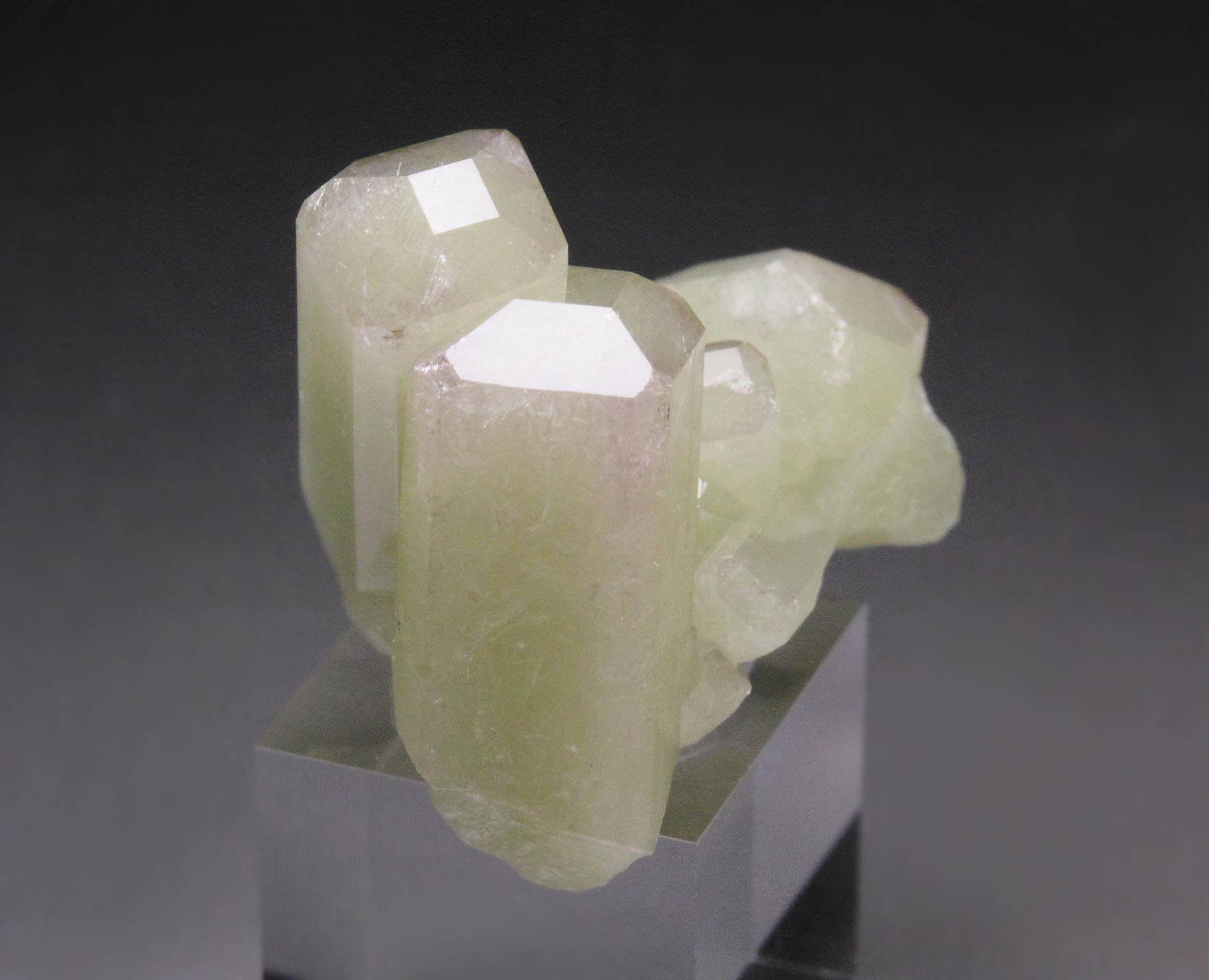 opaque VESUVIANITE