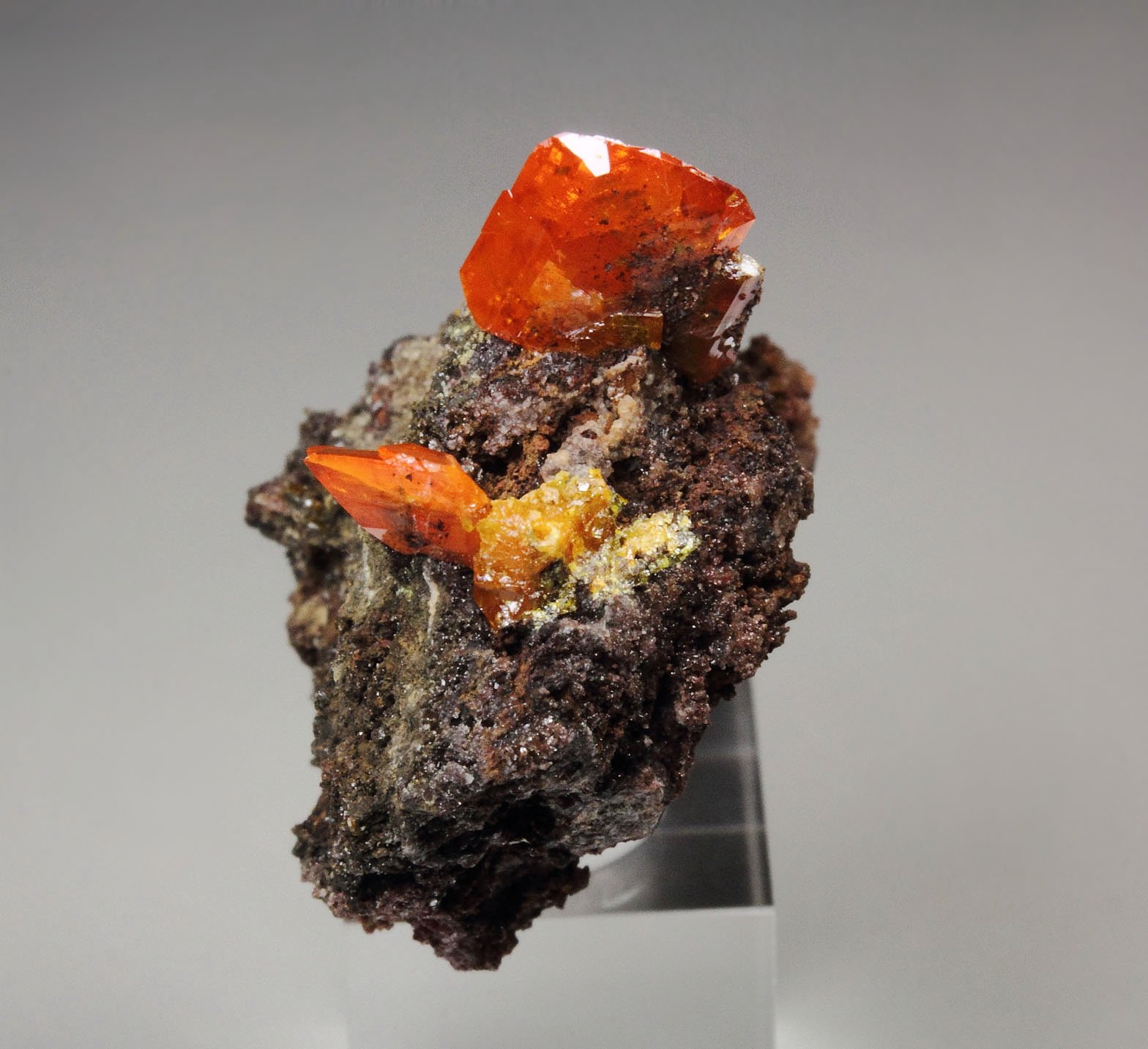 WULFENITE