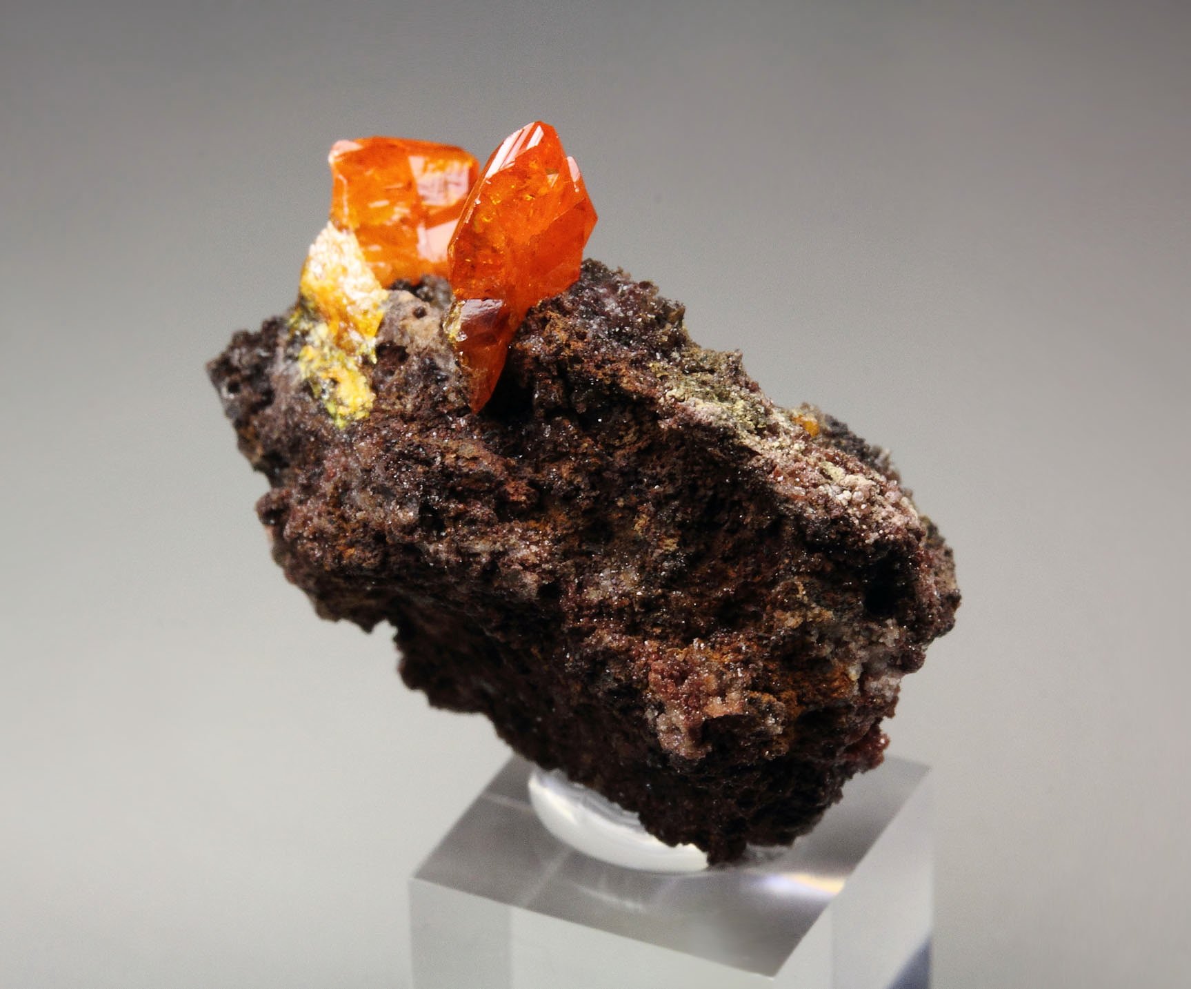 WULFENITE