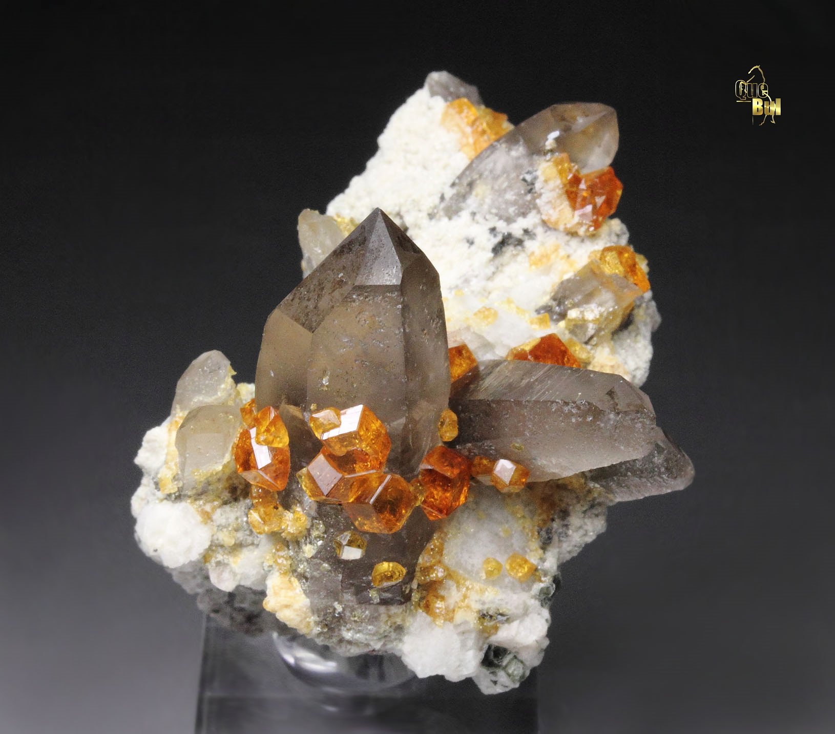 gem GARNET var. SPESSARTINE, QUARTZ var. SMOKY