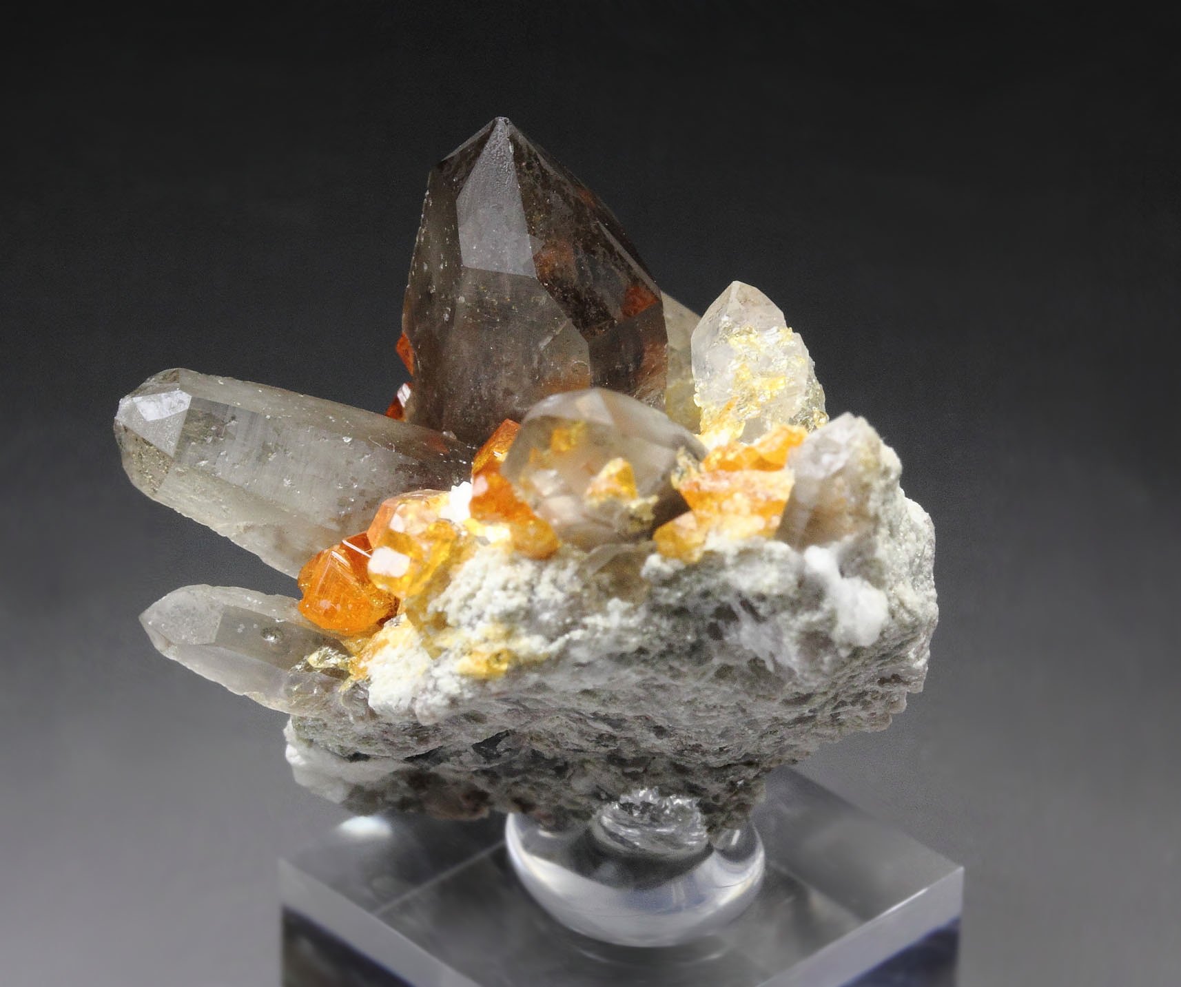 gem GARNET var. SPESSARTINE, QUARTZ var. SMOKY