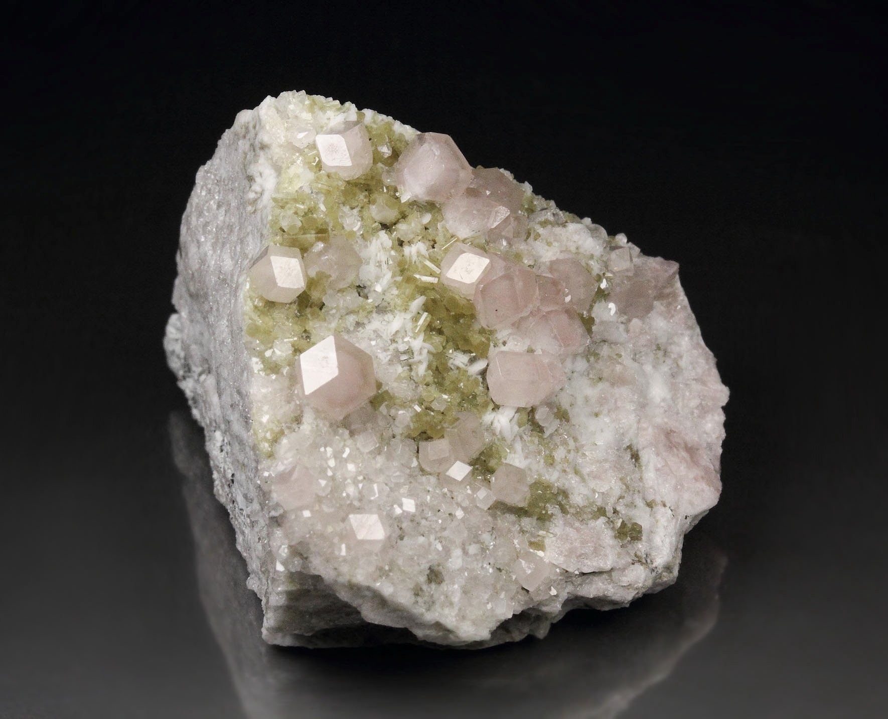 gemmy PINK GARNET var. GROSSULAR, DIOPSIDE, ALBITE