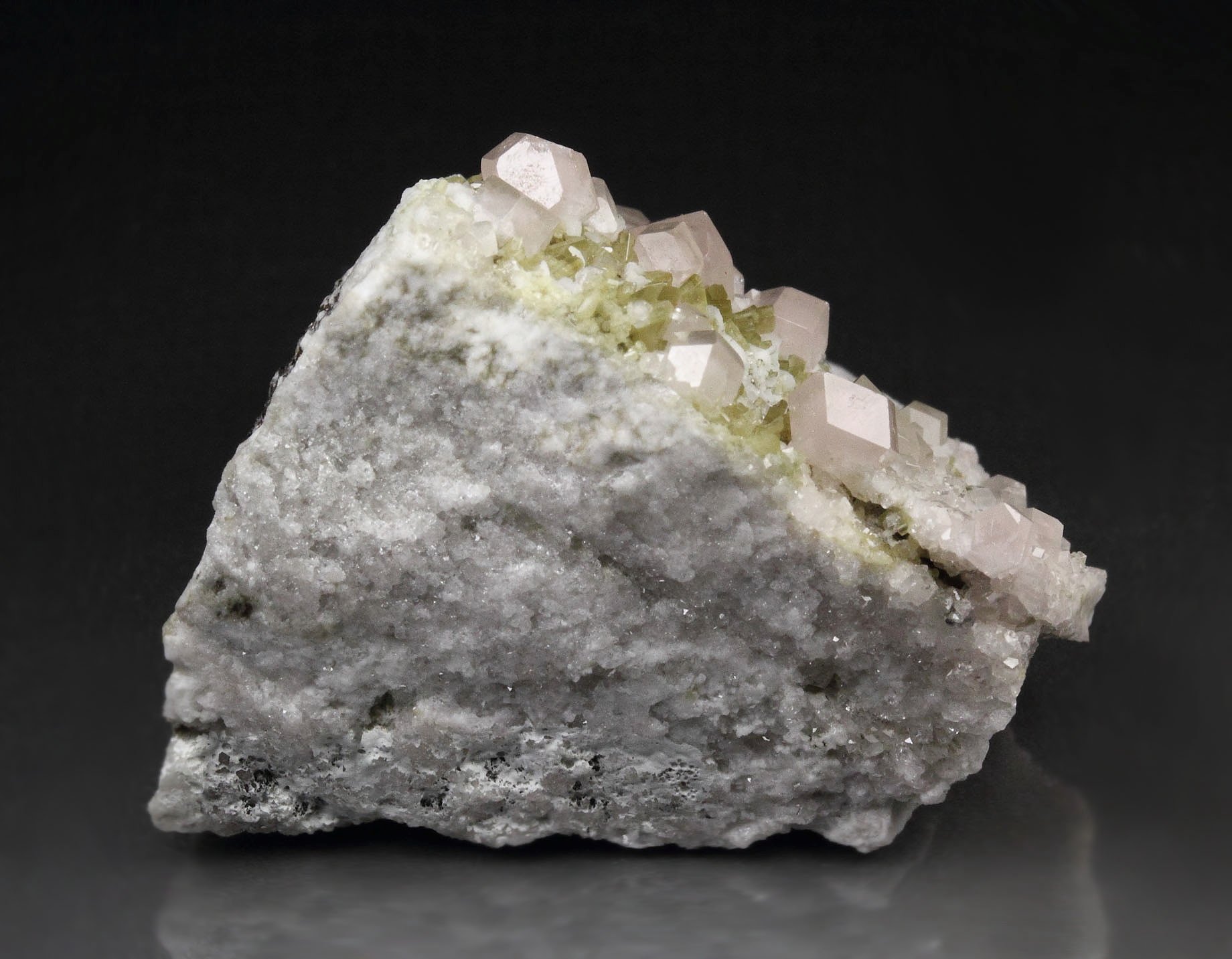 gemmy PINK GARNET var. GROSSULAR, DIOPSIDE, ALBITE