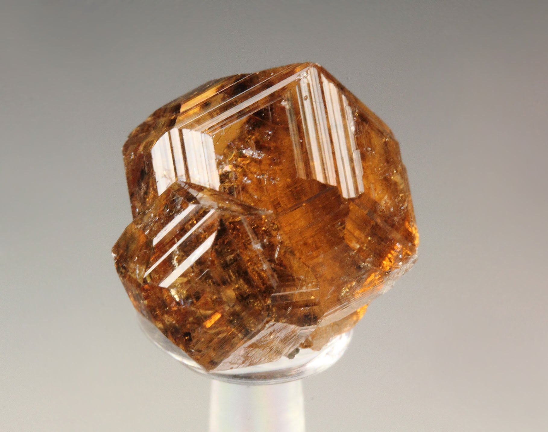 gem GARNET var. GROSSULAR