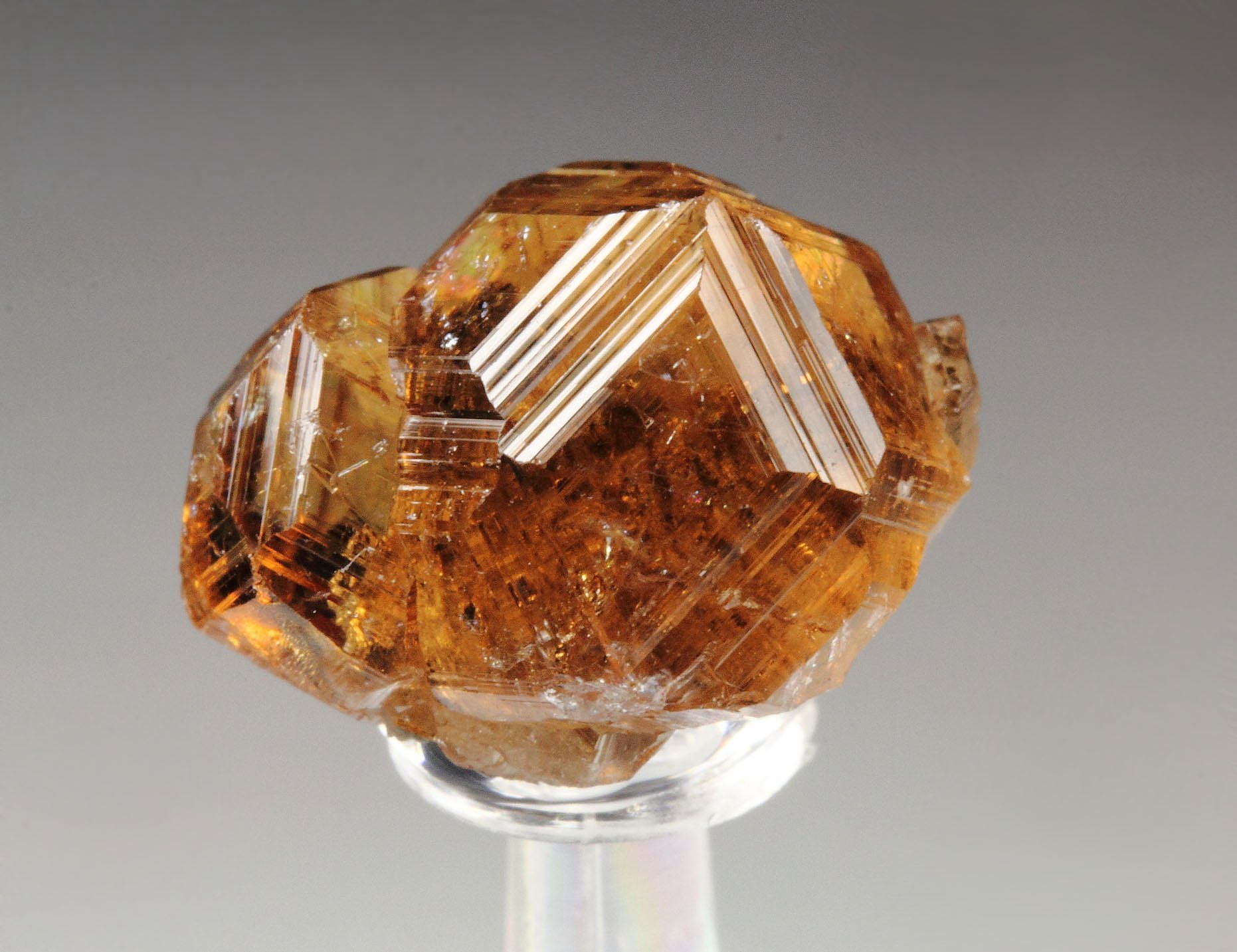 gem GARNET var. GROSSULAR