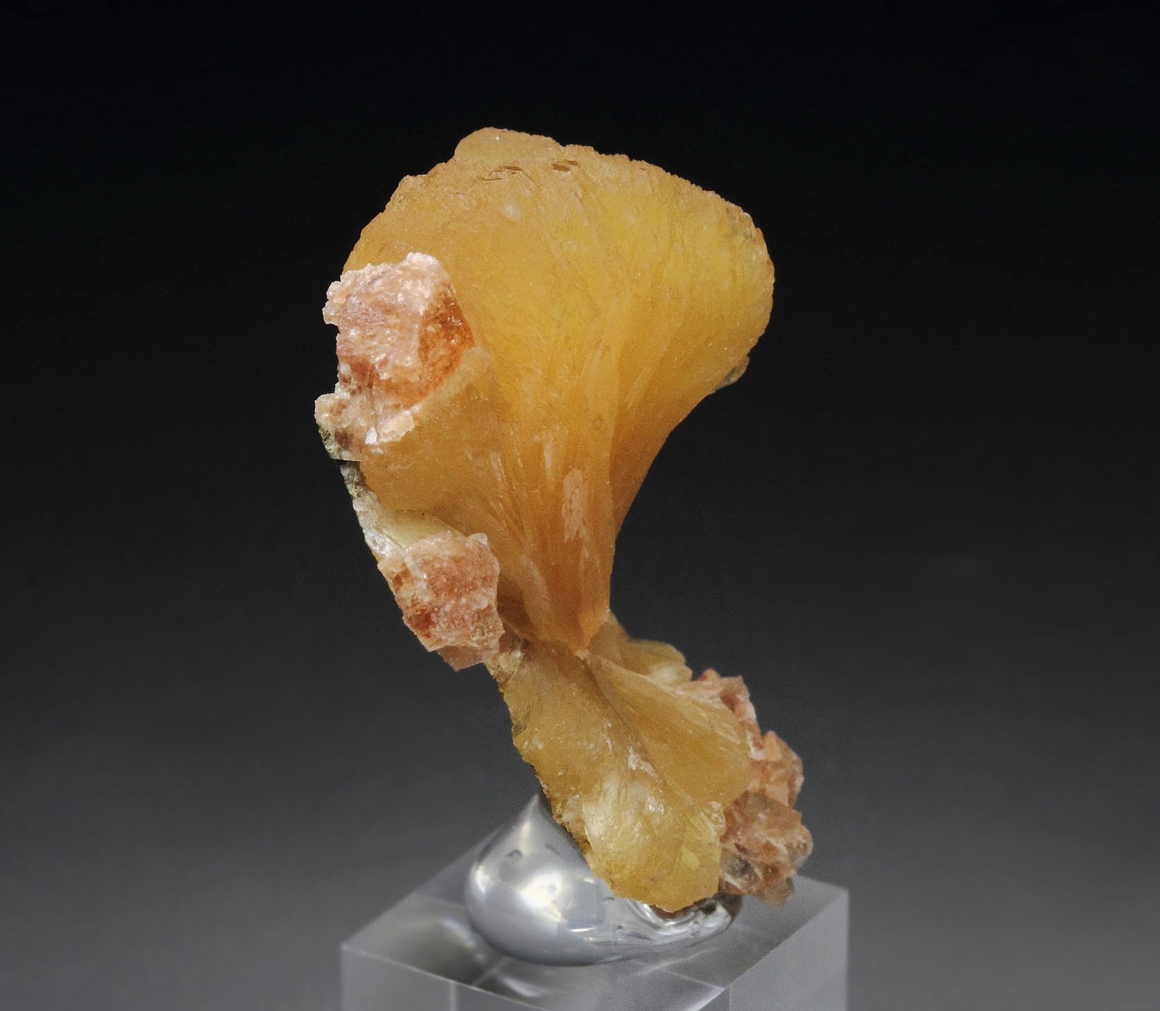 STILBITE, CHABAZITE