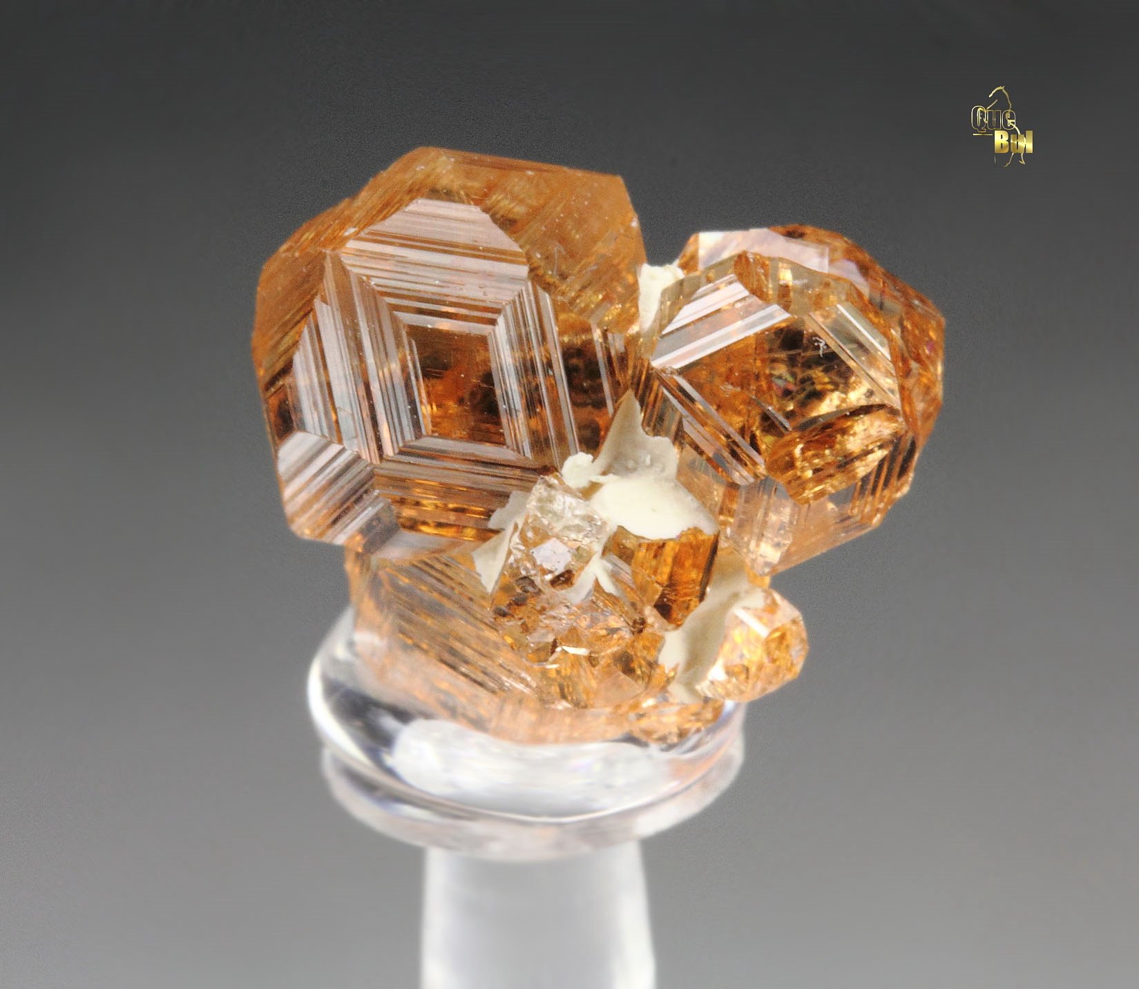 gem GARNET var. GROSSULAR