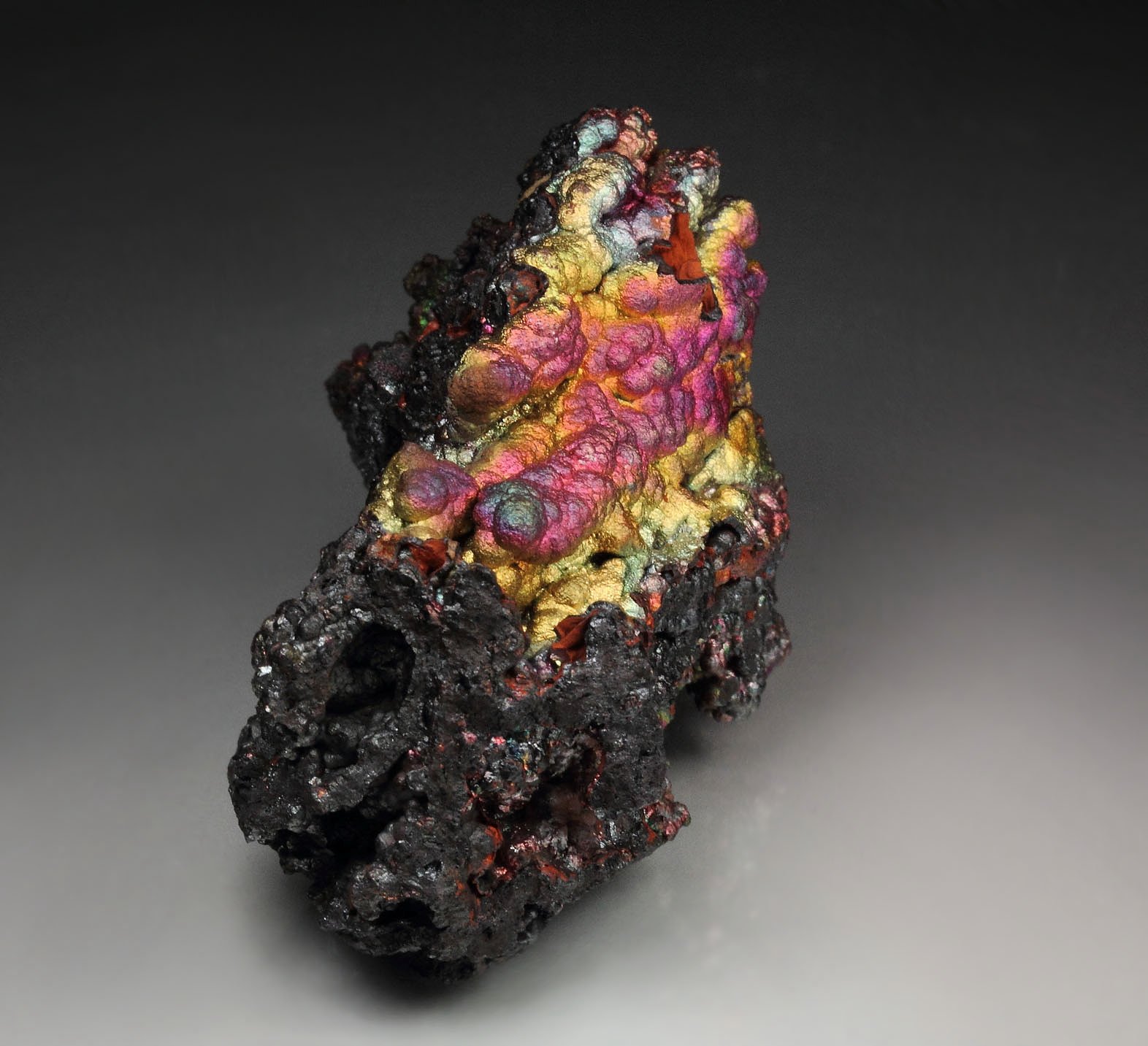 iridescent GOETHITE