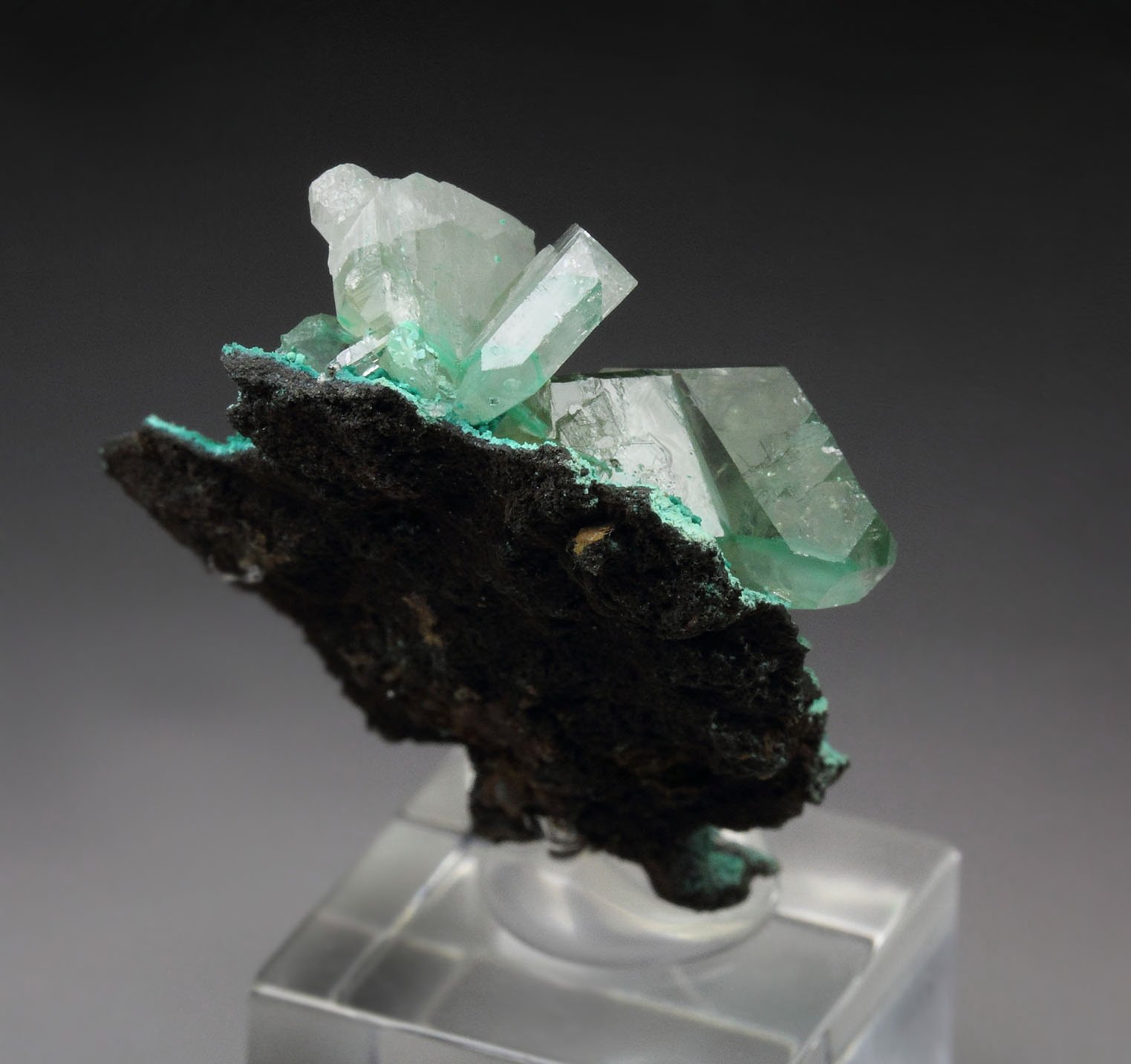 BARYTE, MALACHITE