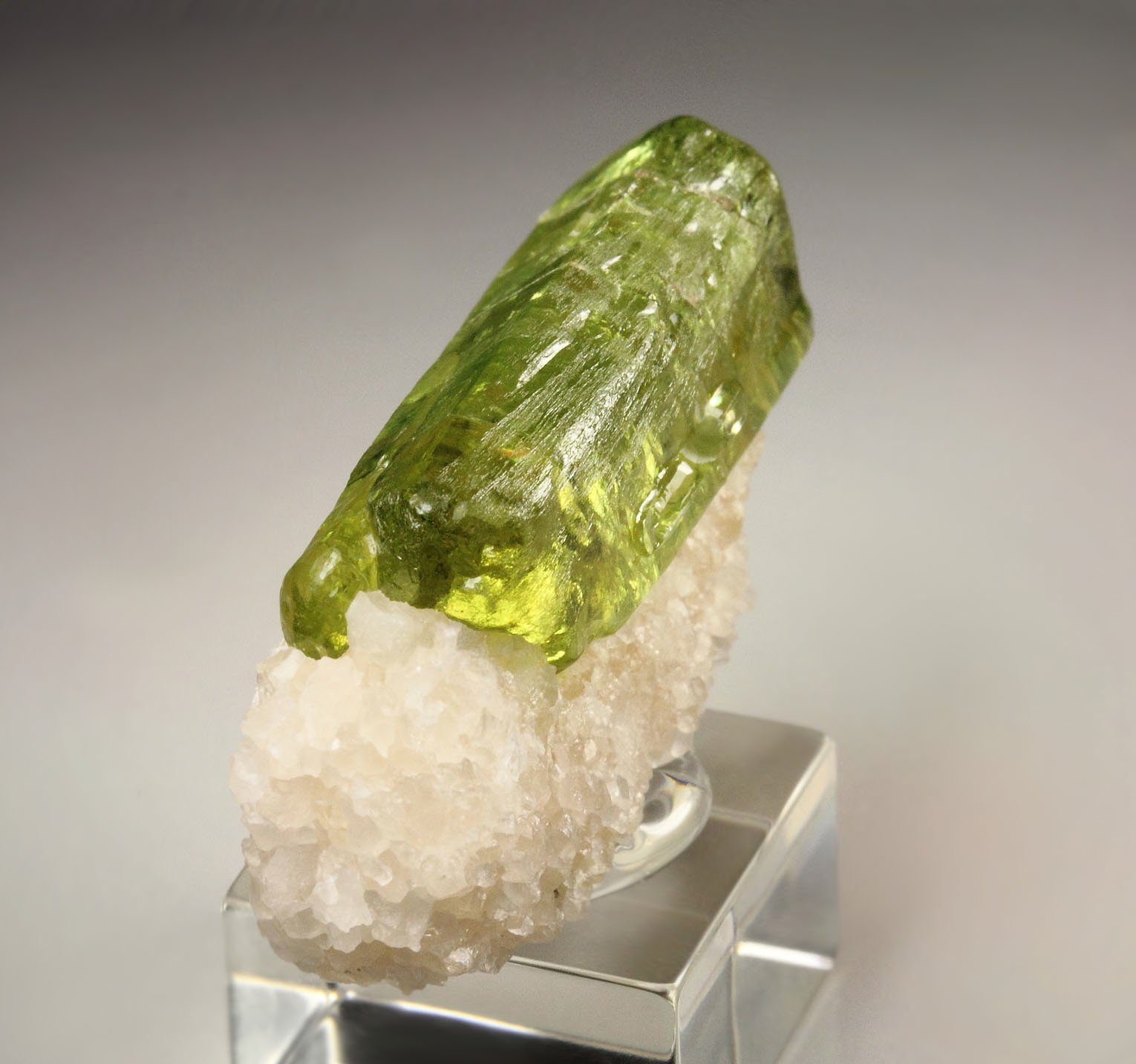 gem FLUORAPATITE bi-terminated