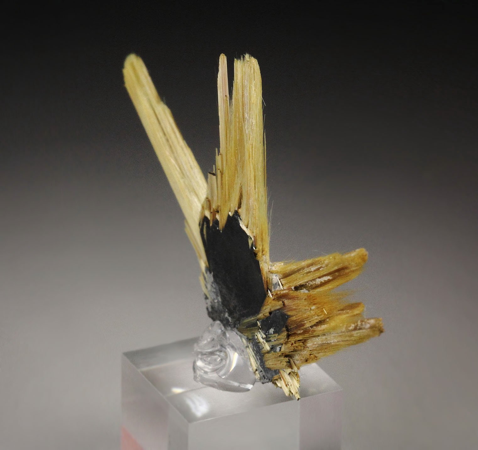 RUTILE, HEMATITE