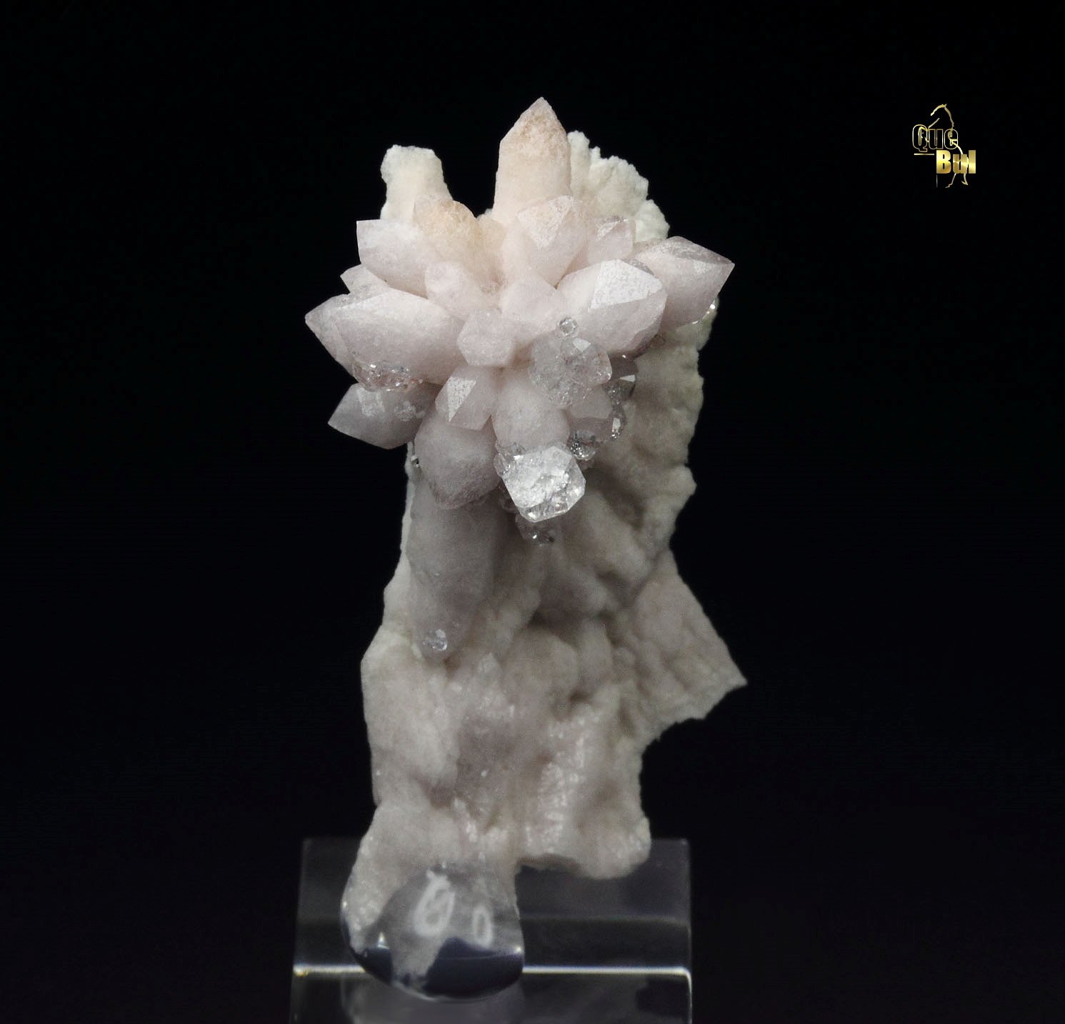 QUARTZ, ANALCIME 