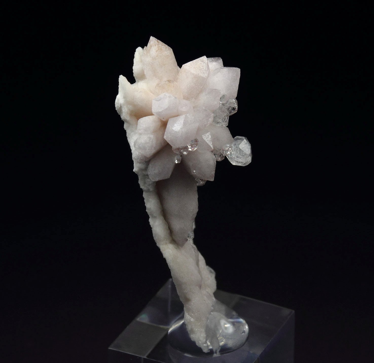 QUARTZ, ANALCIME 