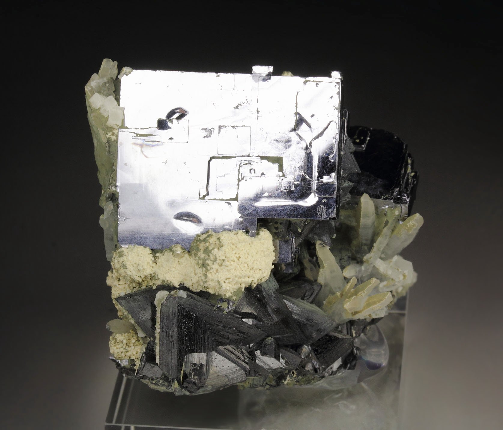 GALENA, SPHALERITE, QUARTZ, CALCITE