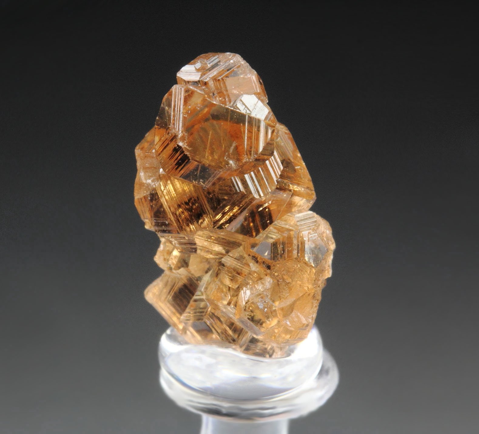 gem GARNET var. GROSSULAR