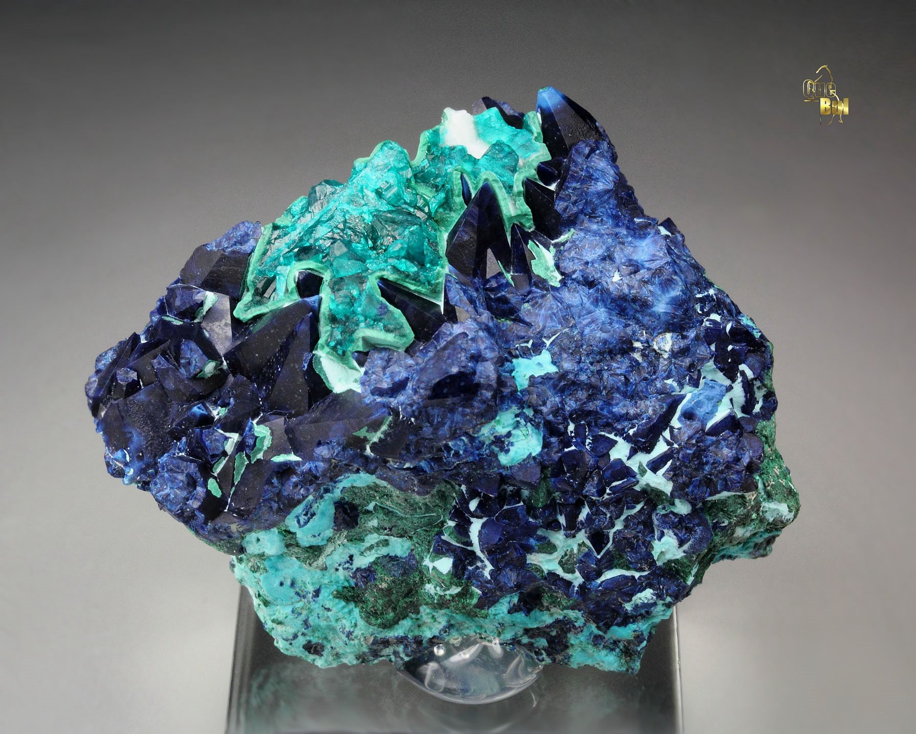 SHATTUCKITE pseudomorph after DIOPTASE after CALCITE, DIOPTASE, CHRYSOCOLLA