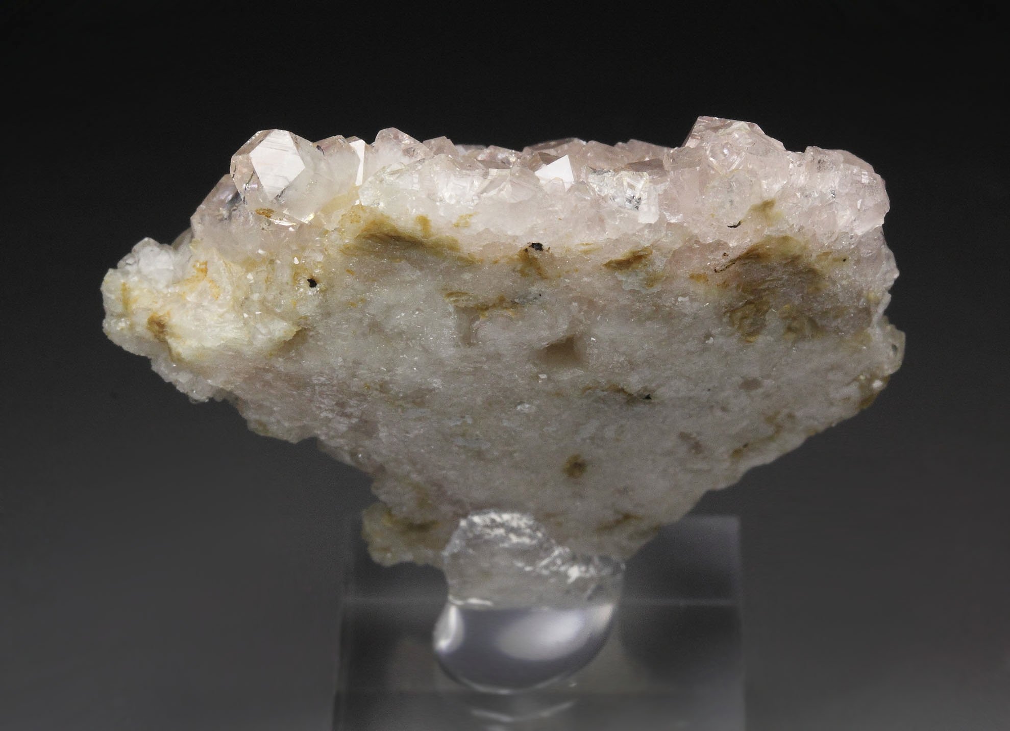 gem pinkish GARNET var. GROSSULAR