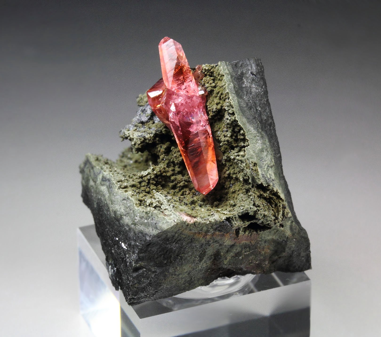 gem RHODOCHROSITE