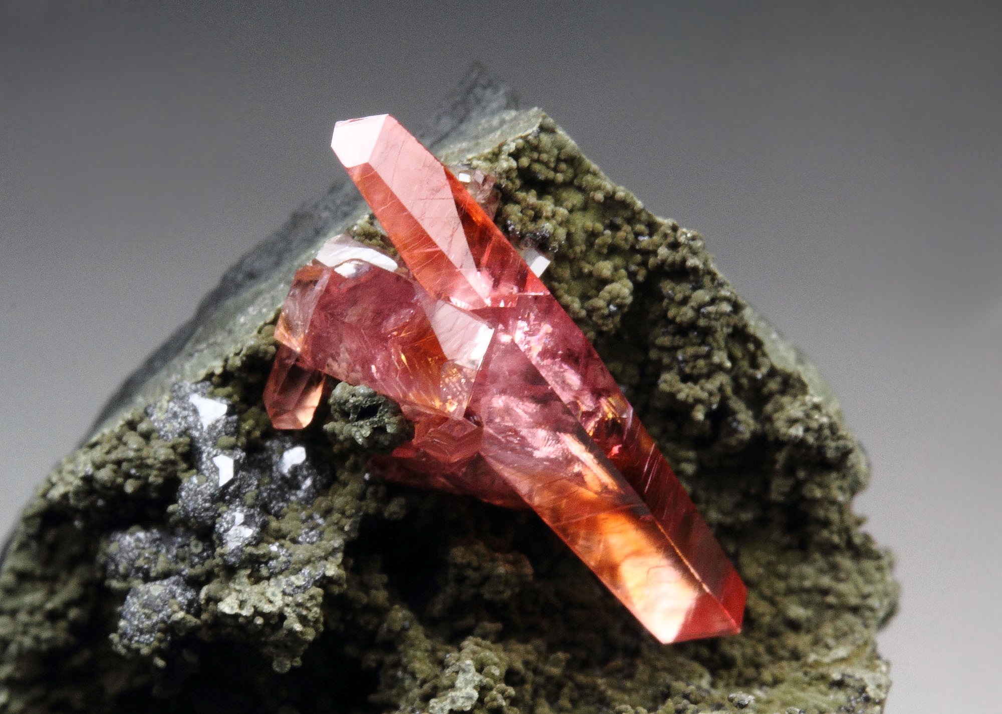 gem RHODOCHROSITE