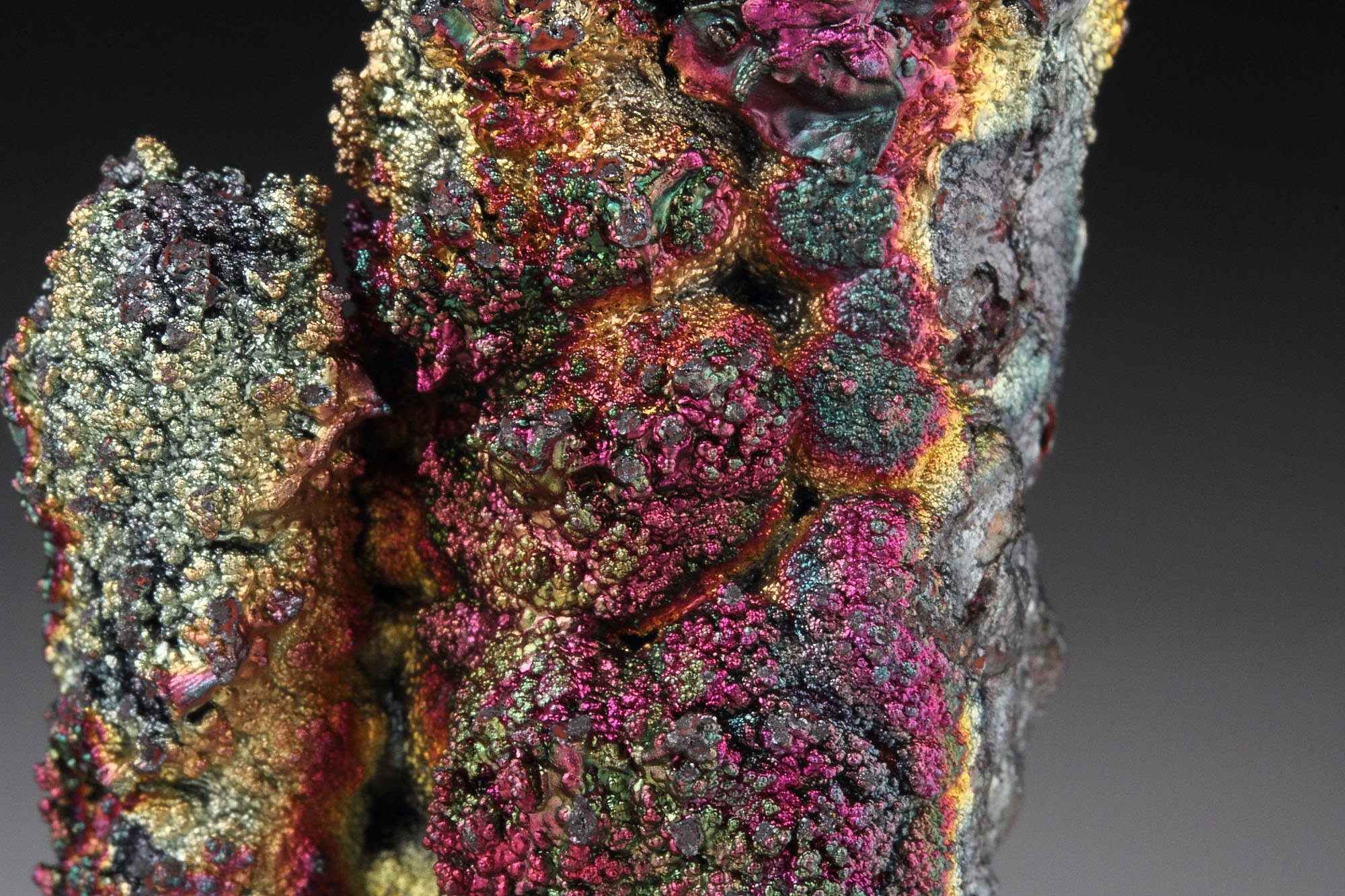 iridescent GOETHITE