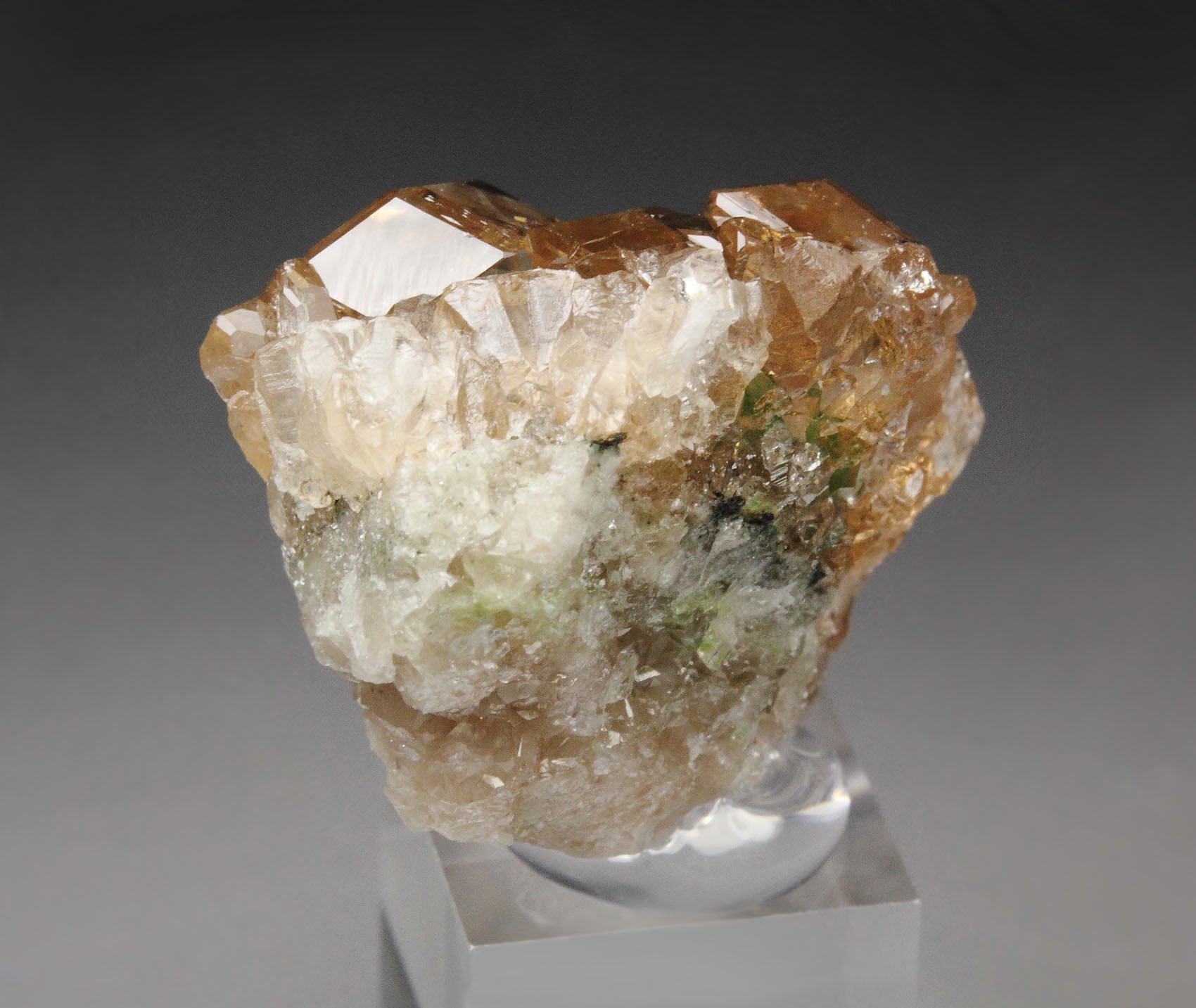 gem GARNET var. GROSSULAR with GREEN CHROMIAN PHANTOMS