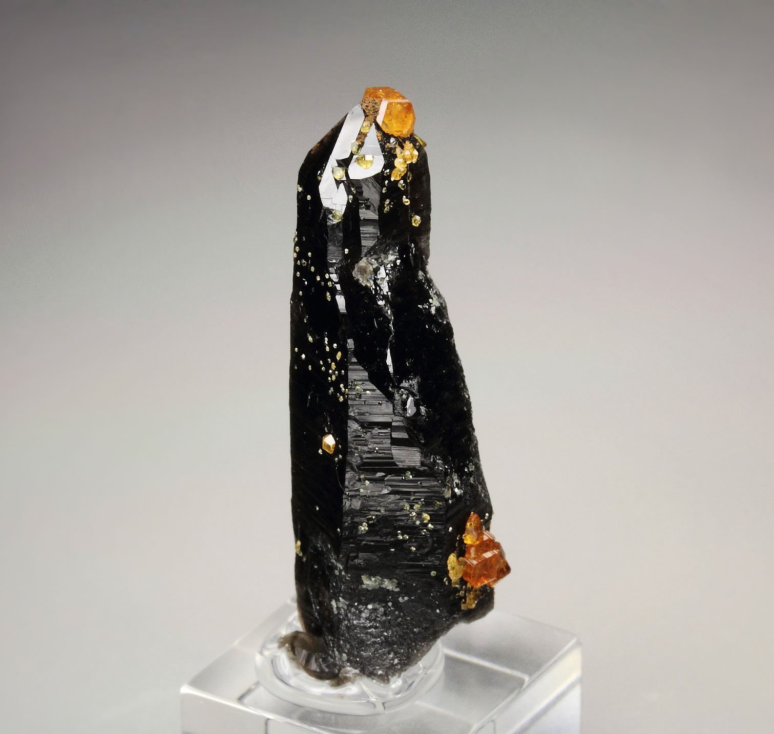 gem GARNET var. SPESSARTINE, QUARTZ var. SMOKY