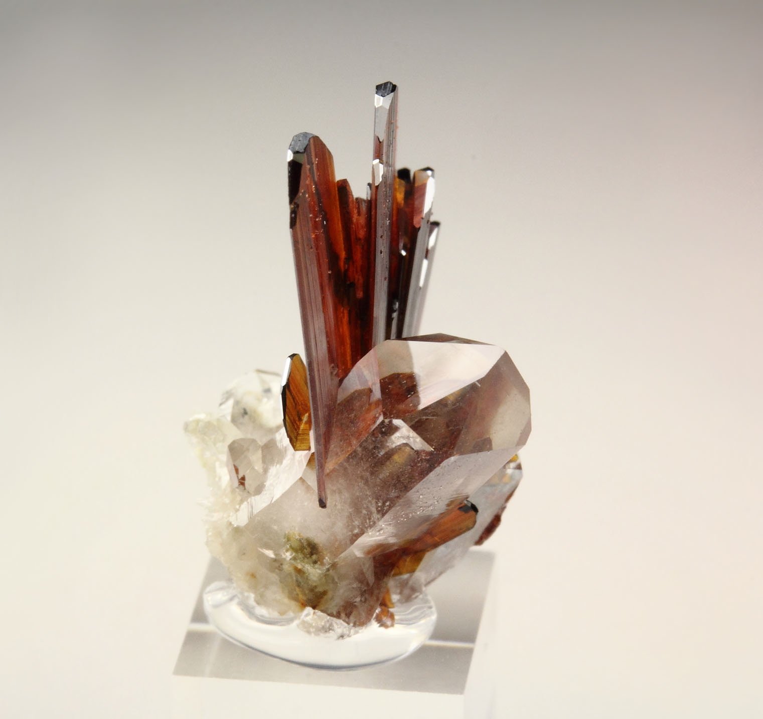 BROOKITE, QUARTZ