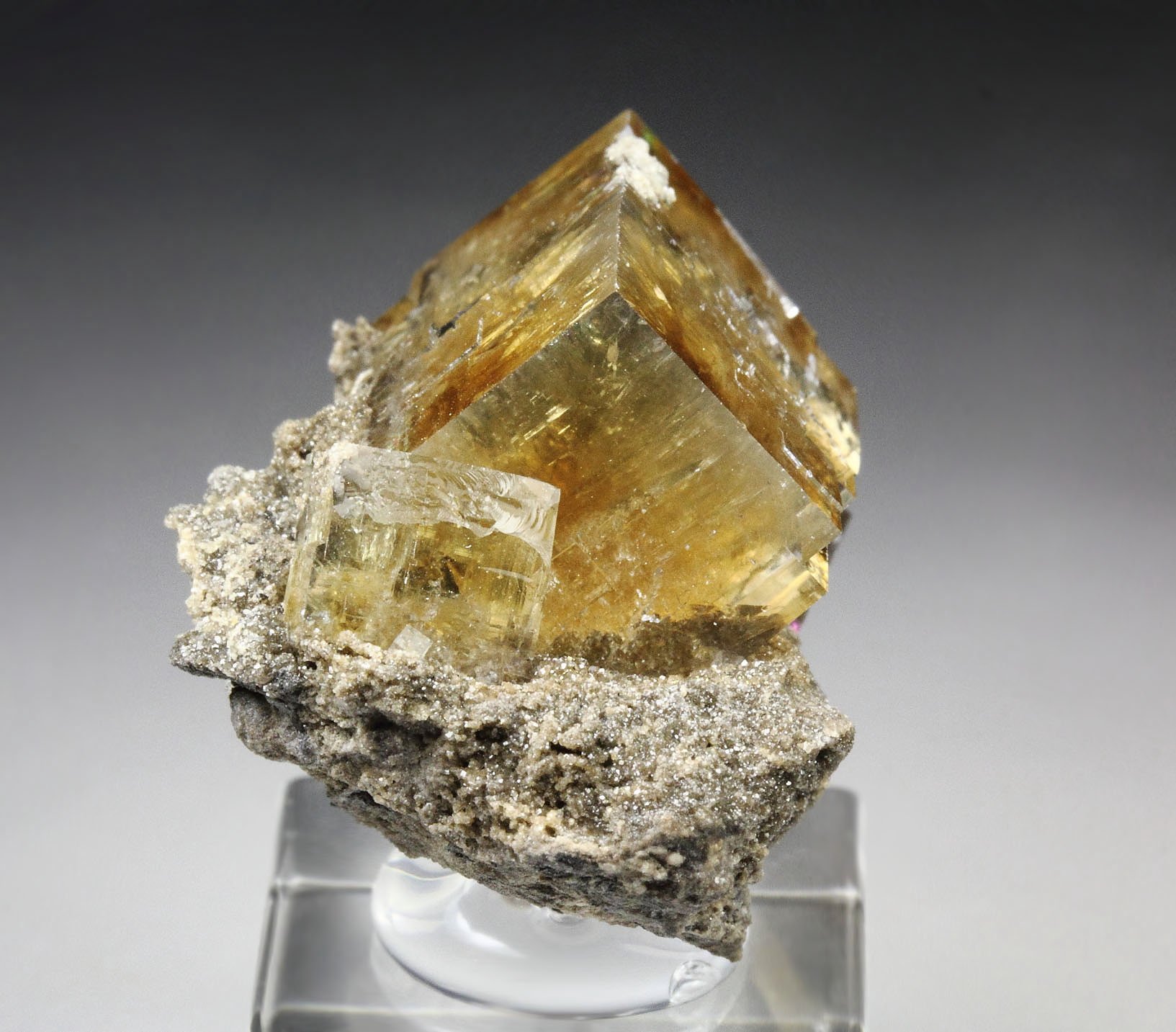 FLUORITE with PHANTOMS