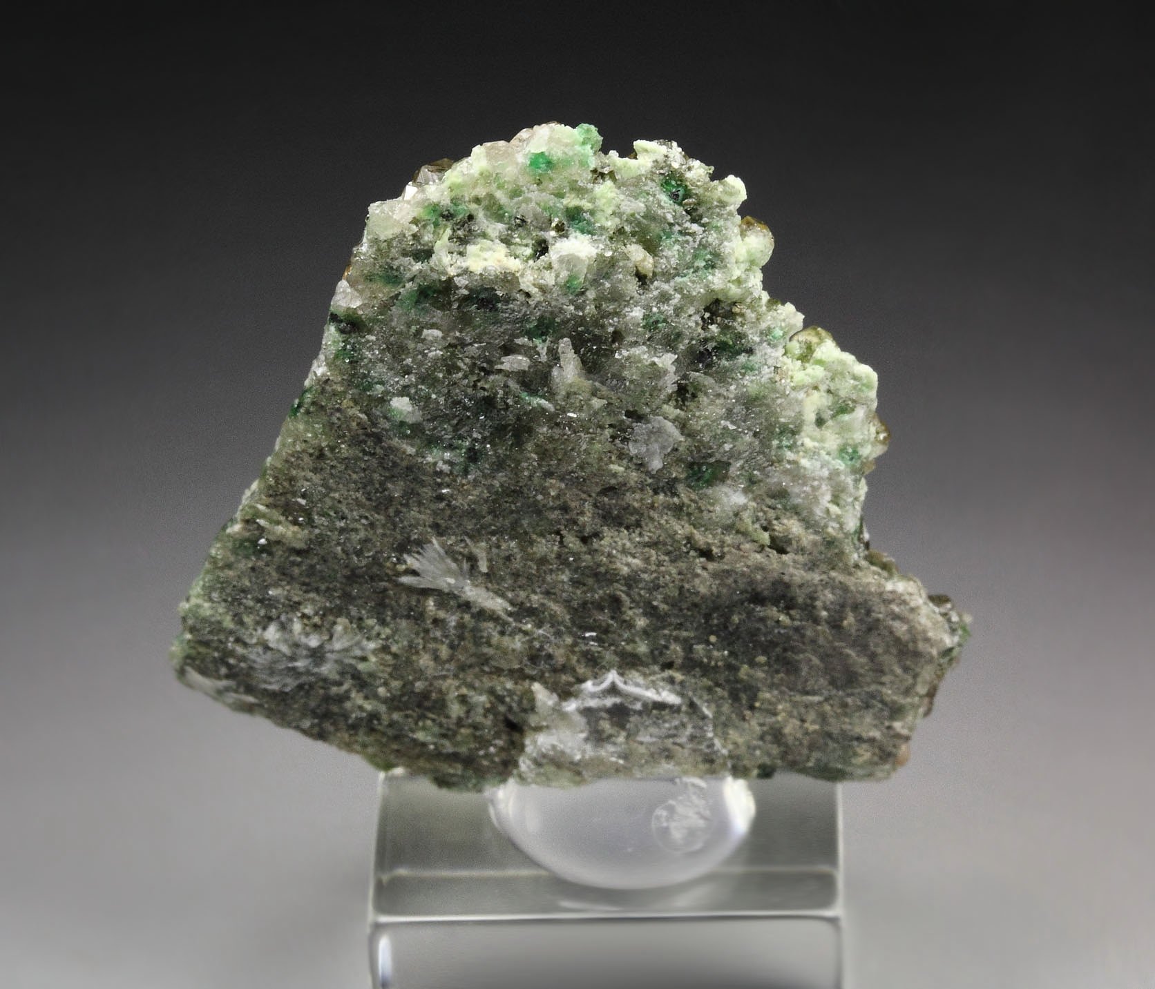 gem GARNET var. GROSSULAR with GREEN CHROMIAN PHANTOMS, CHROMITE