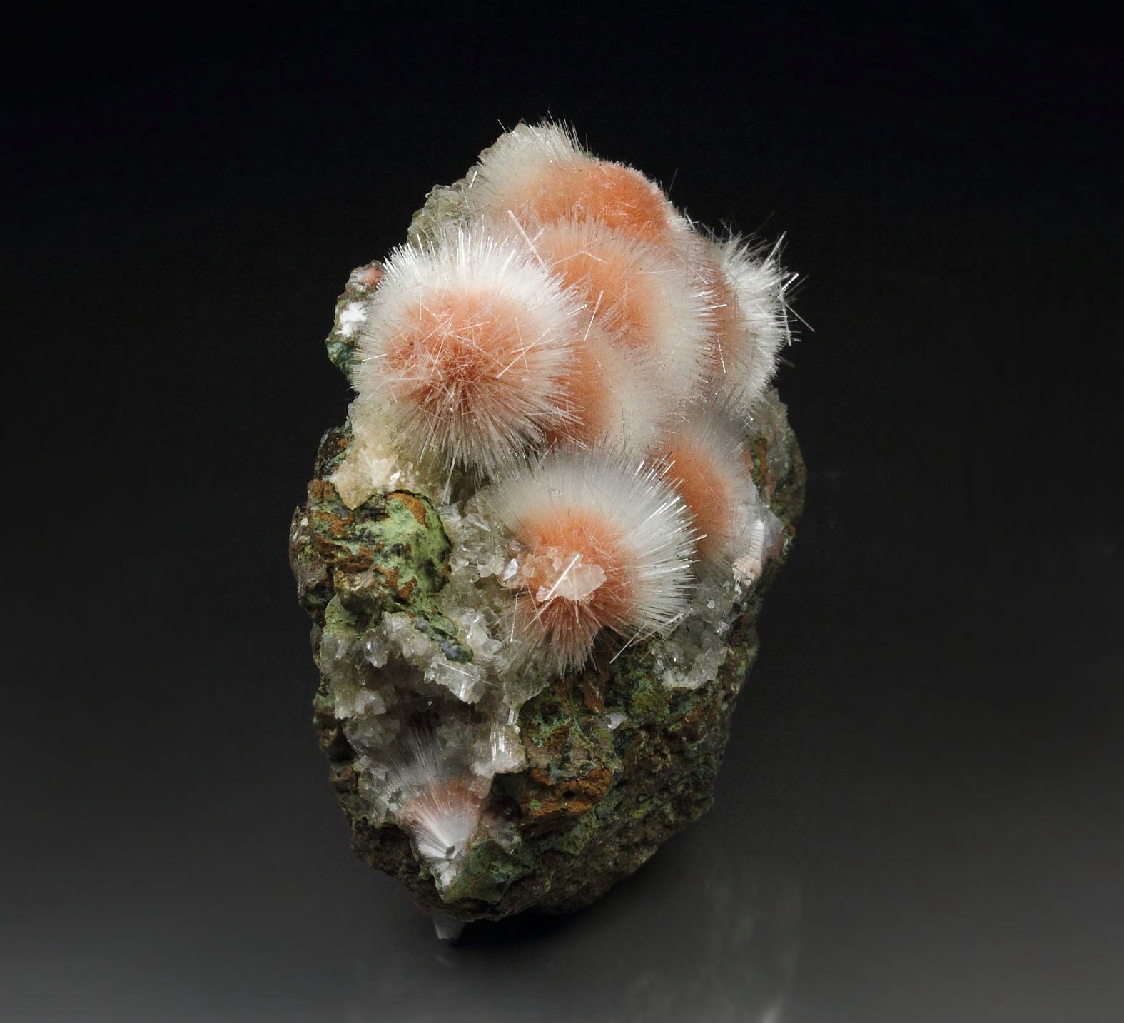 new find - THOMSONITE, MESOLITE