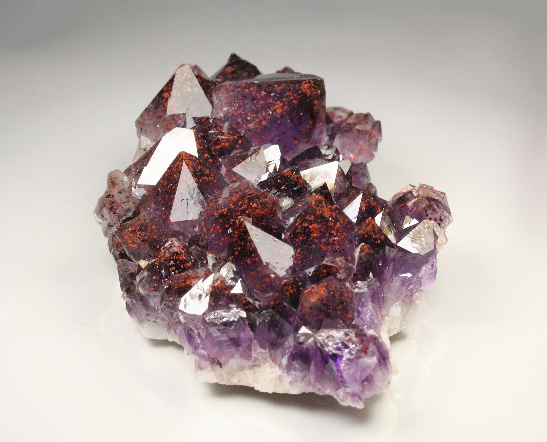 QUARTZ var. AMETHYST with HEMATITE inclusions