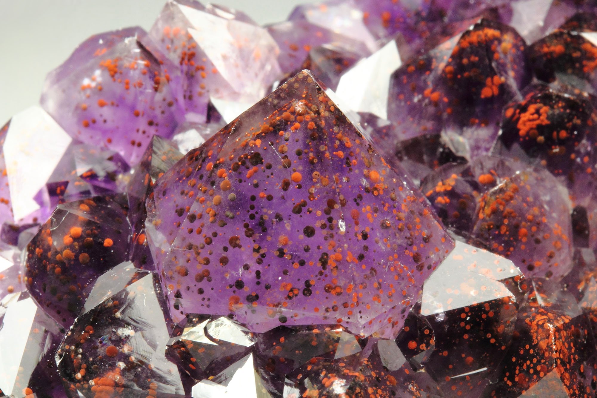 QUARTZ var. AMETHYST with HEMATITE inclusions