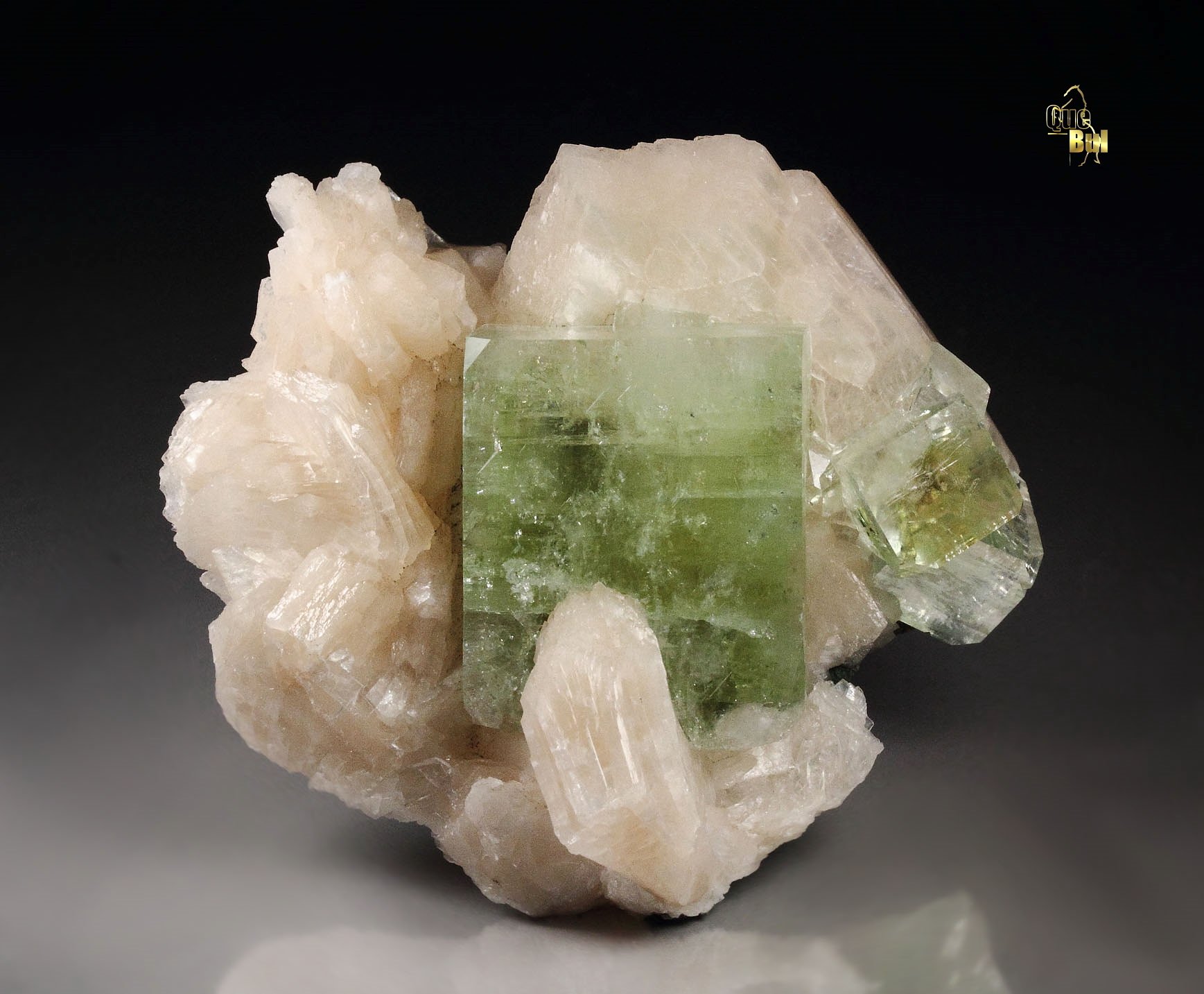 FLUORAPOPHYLLITE-(K), STILBITE