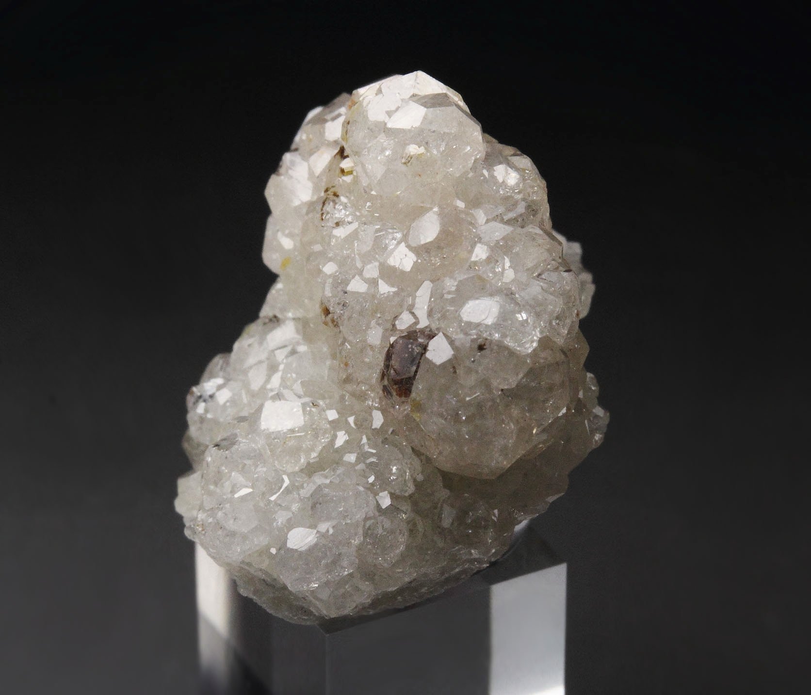 colorless gem GARNET var. GROSSULAR