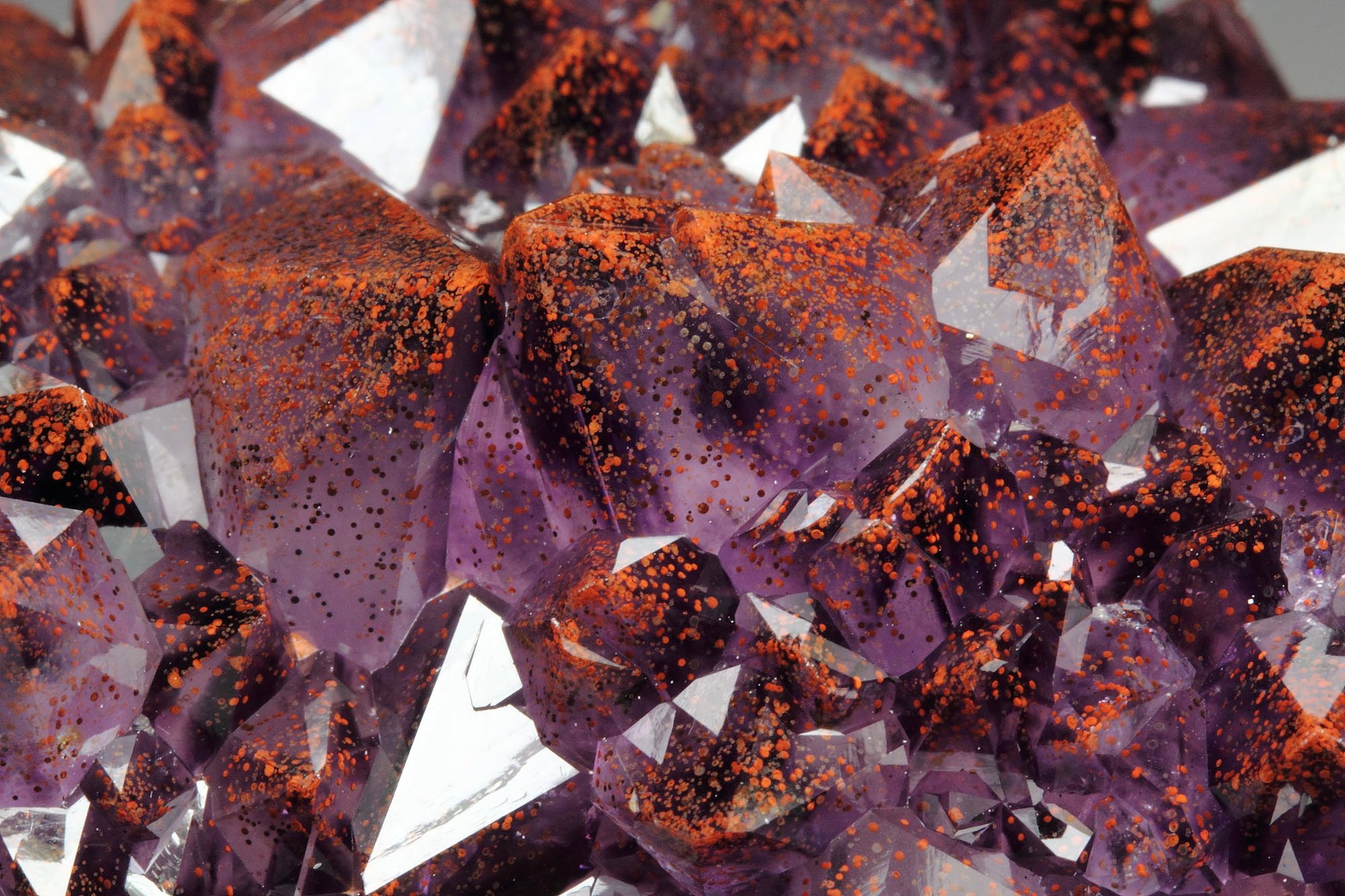 QUARTZ var. AMETHYST with HEMATITE inclusions