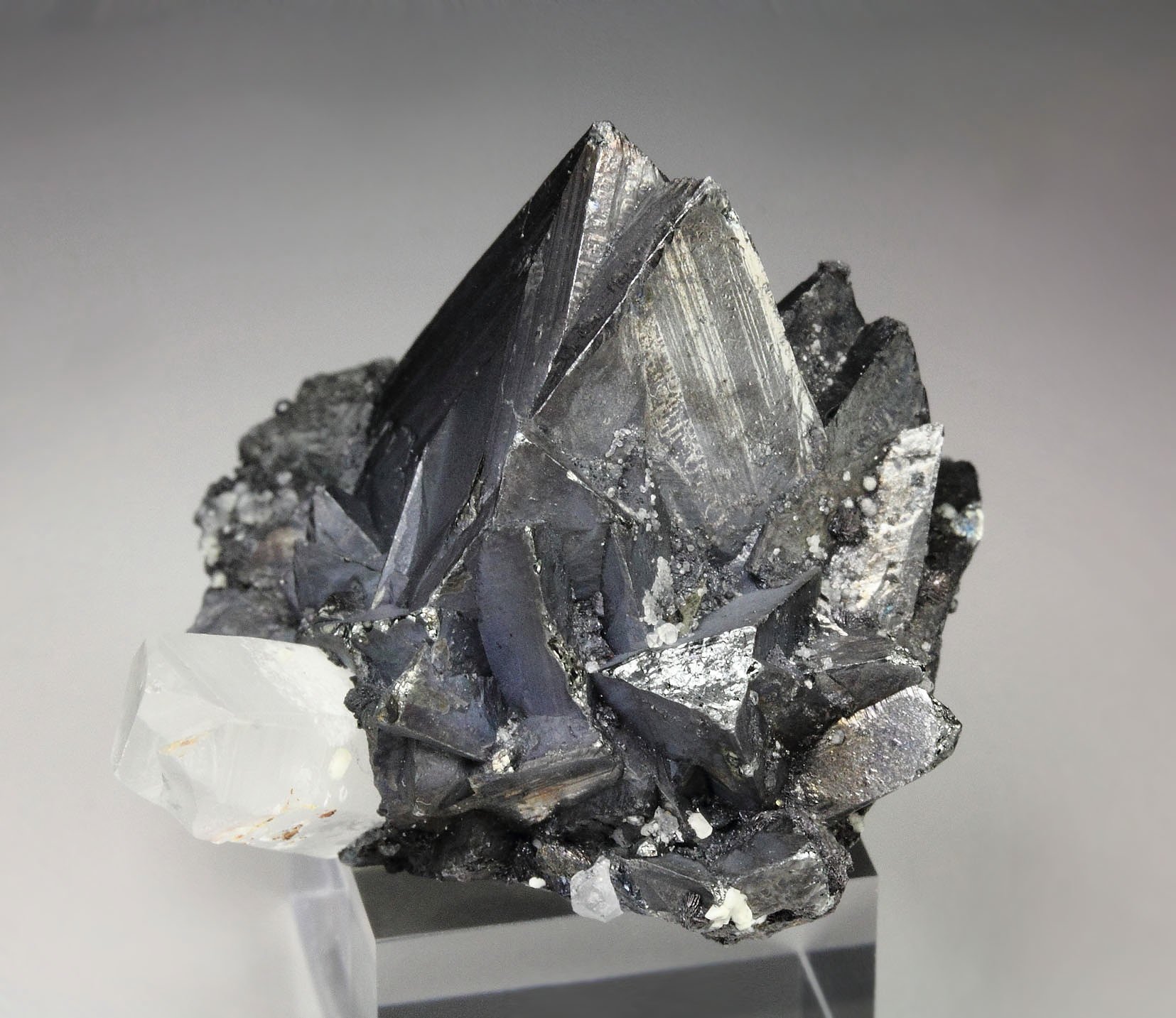 TETRAHEDRITE, QUARTZ