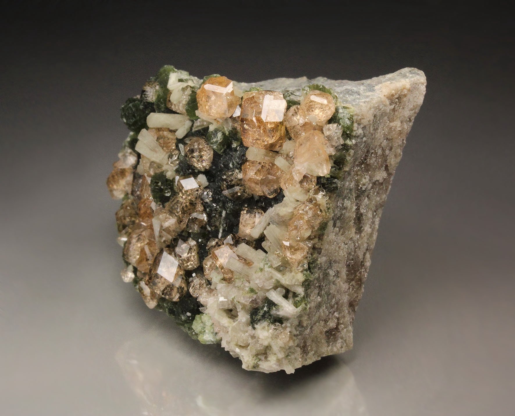 gem GARNET var. GROSSULAR, CLINOCHLORE, DIOPSIDE