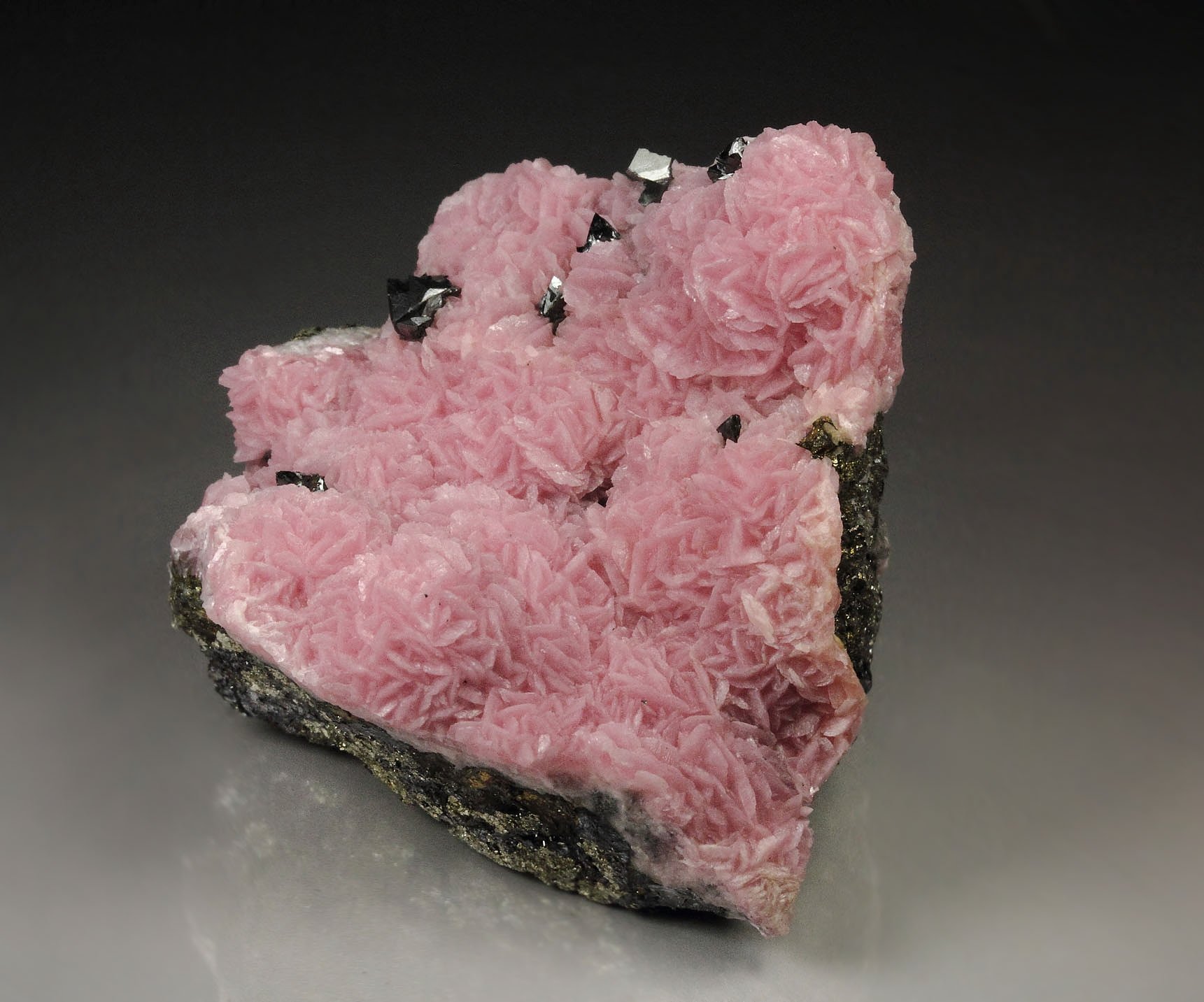 RHODOCHROSITE, TETRAHEDRITE