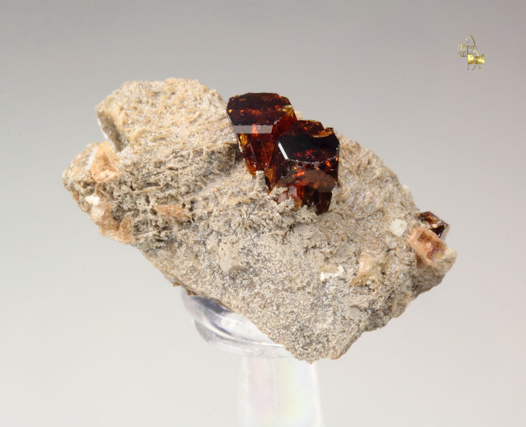 gemmy MANGANONEPTUNITE, CATAPLEIITE pseudomorph, SERANDITE